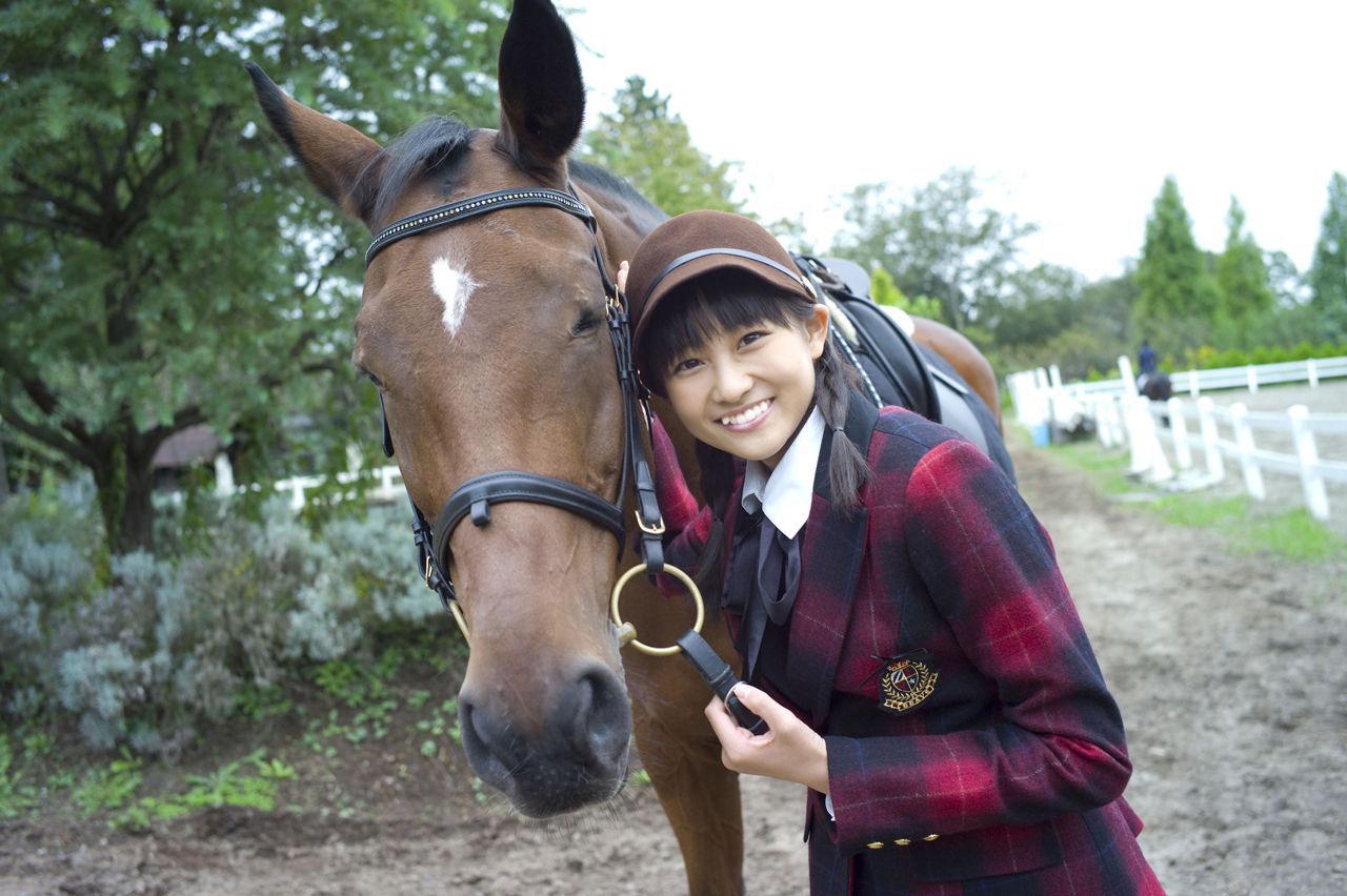 和田彩花 Wada Ayaka [Hello! Project Digital Books] Vol.81 