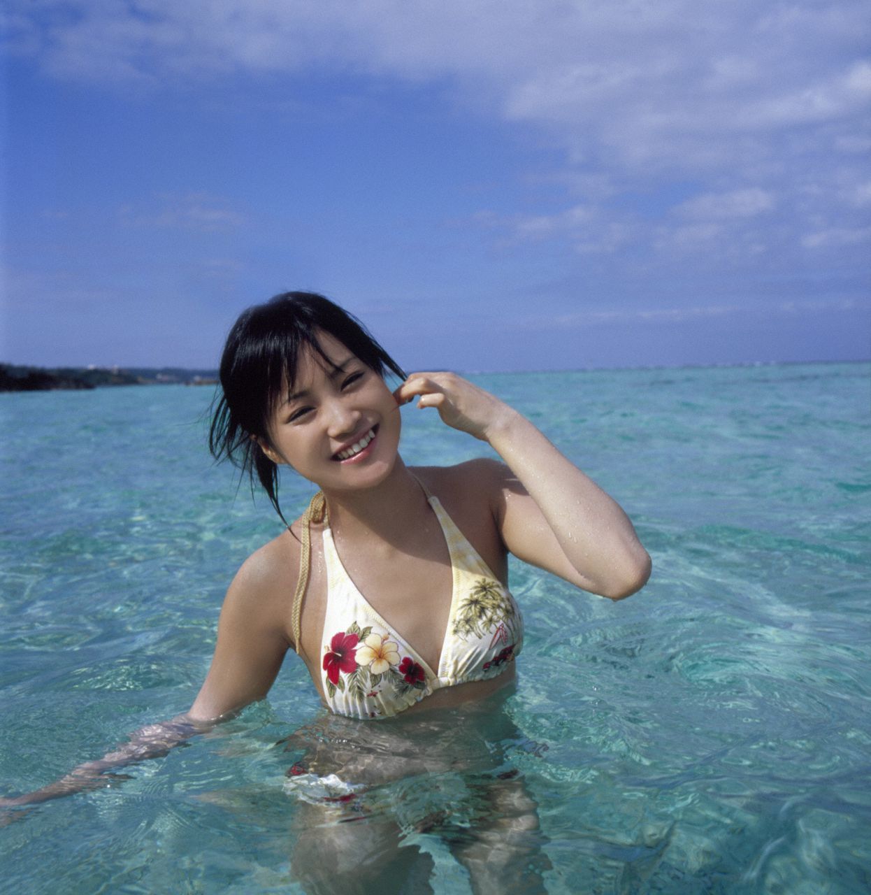 Eri Kamei 亀井絵里 [Hello! Project Digital Books] Vol.17 