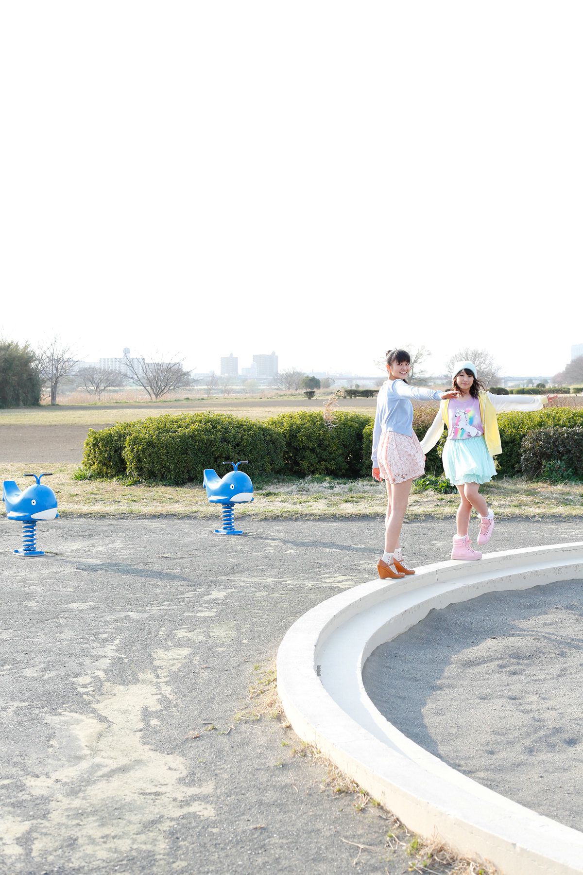 Ayaka Wada 和田彩花 、 Kanon Fukuda 福田花音 [Hello! Project Digital Books] Vol.111 