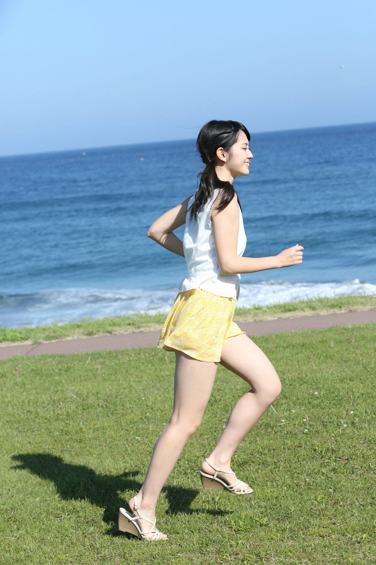 鈴木愛理 Airi Suzuki [Hello! Project Digital Books] Vol.115 