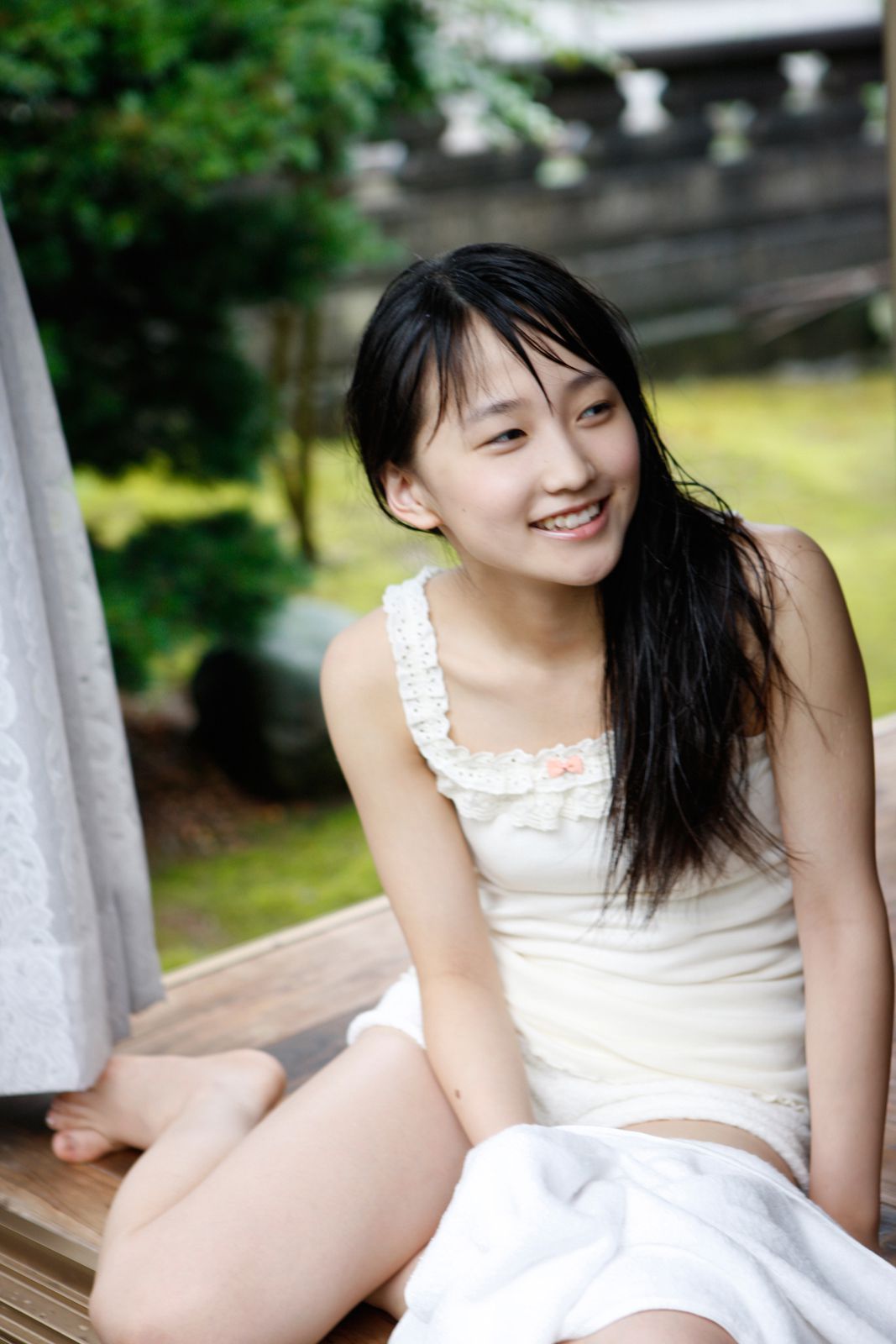 鞘師里保 Riho Sayashi [Hello! Project Digital Books] Vol.105 