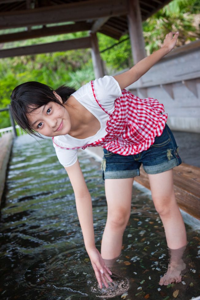 萩原舞 Mai Hagiwara [Hello! Project Digital Books] Vol.70 