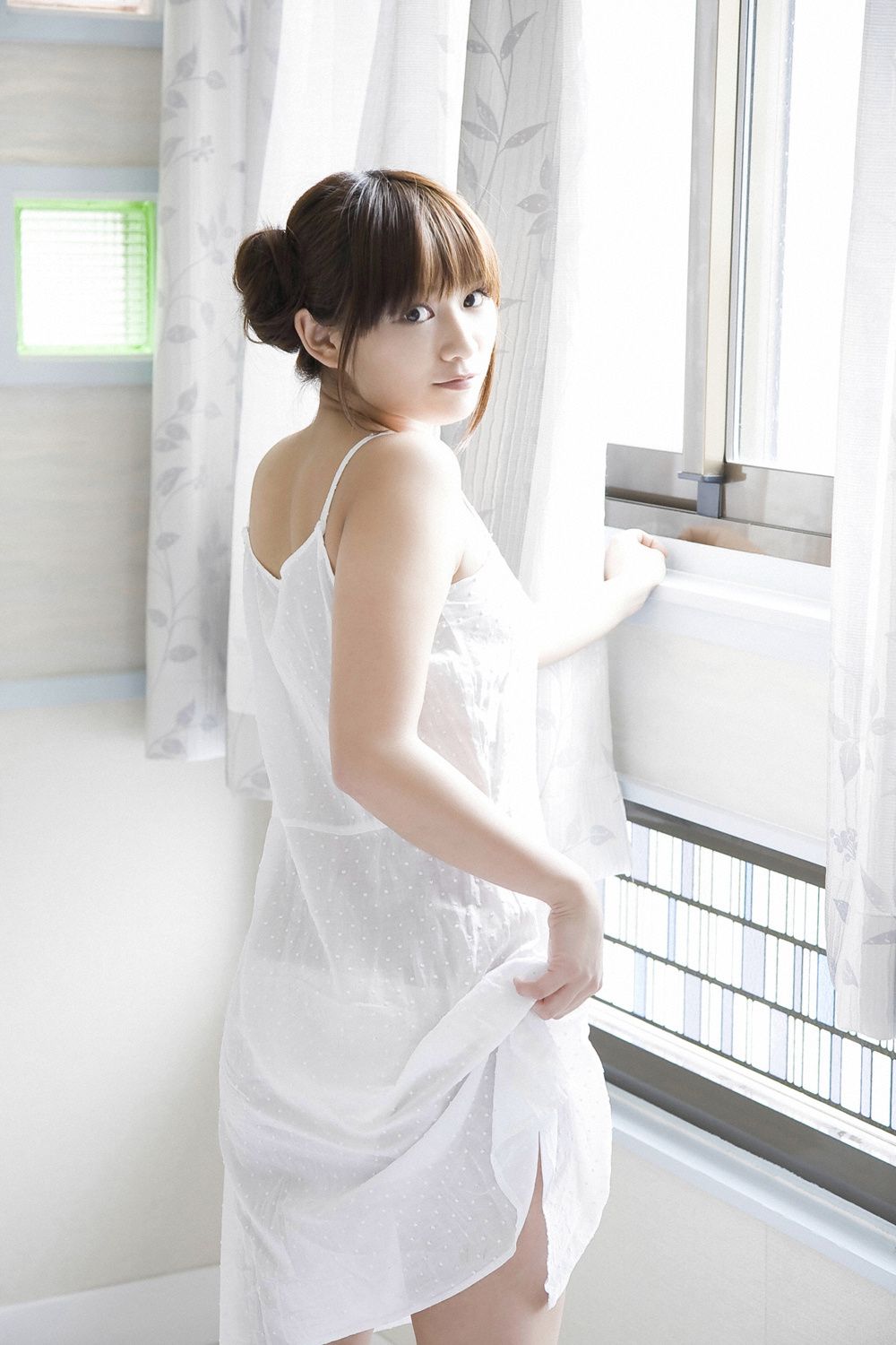 鎌田奈津美《禁断の柔肌》 [YS Web] Vol.369