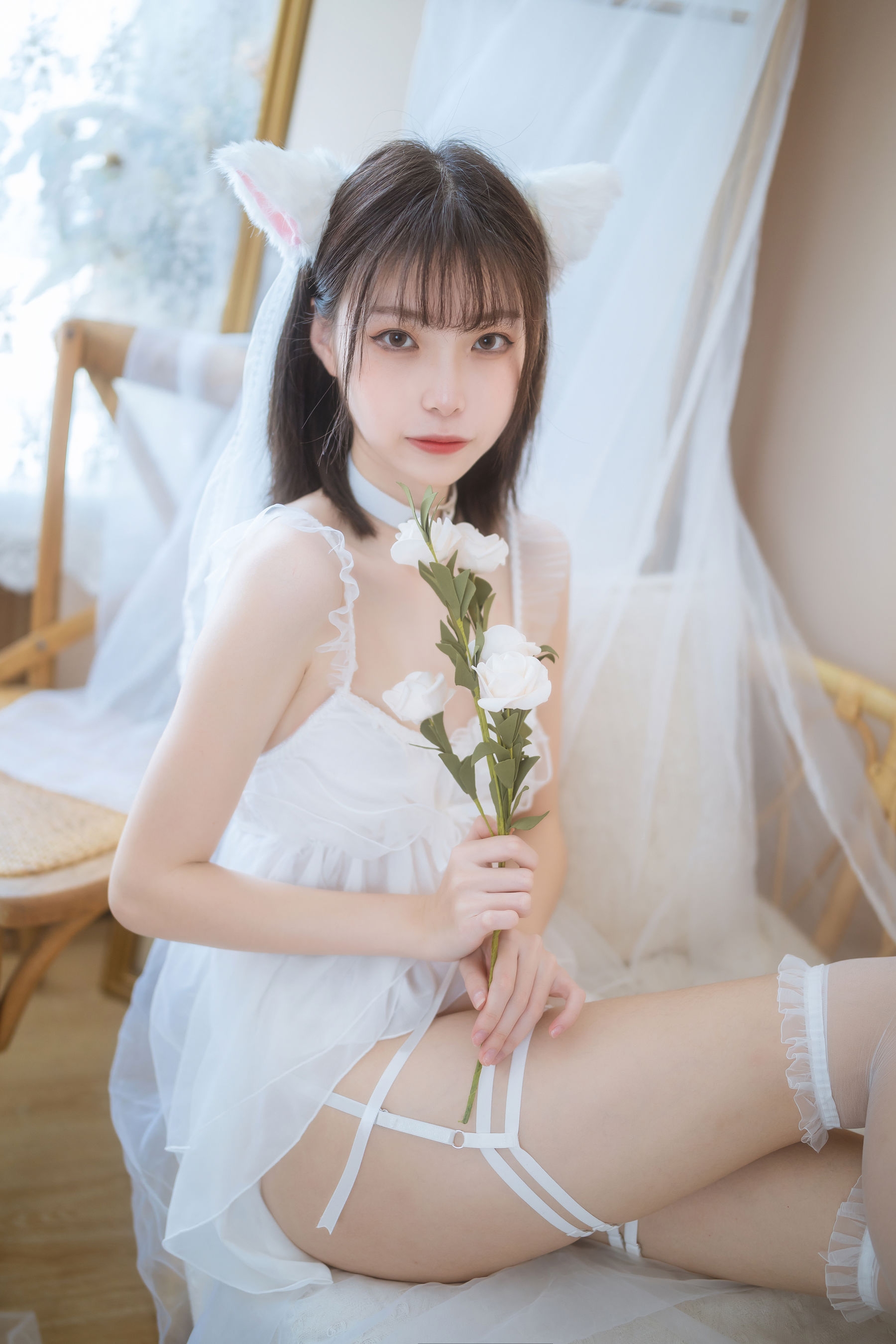 [福利COS] 许岚 - 少女白色裙