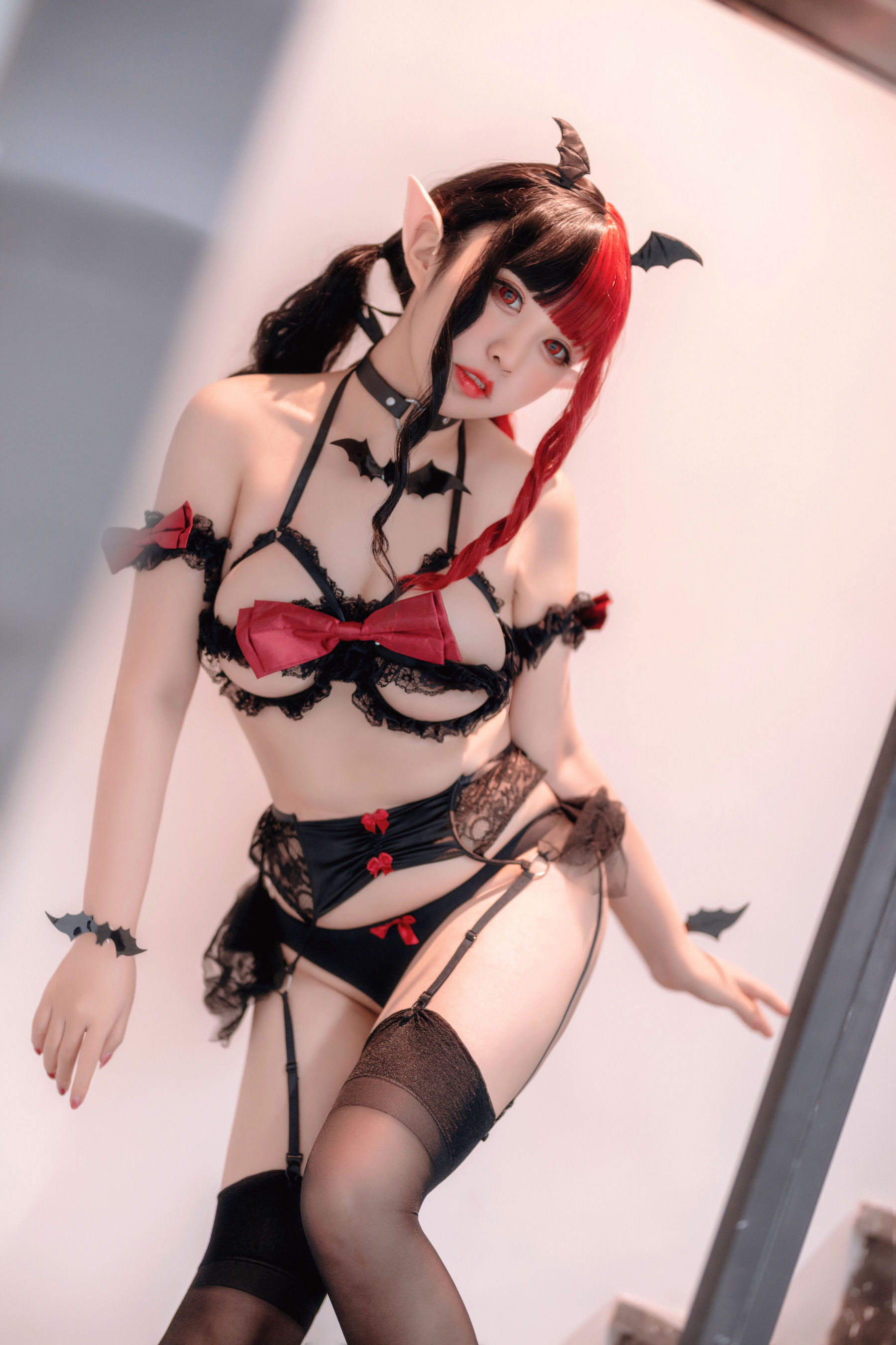 [福利COS] 动漫博主貓田聖奈奈(桃之啾啾) - 拘束恶魔