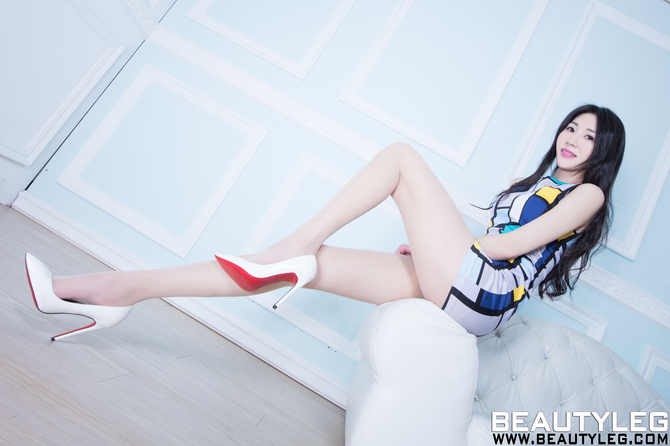 [Beautyleg] NO.1291 腿模Perri 美腿