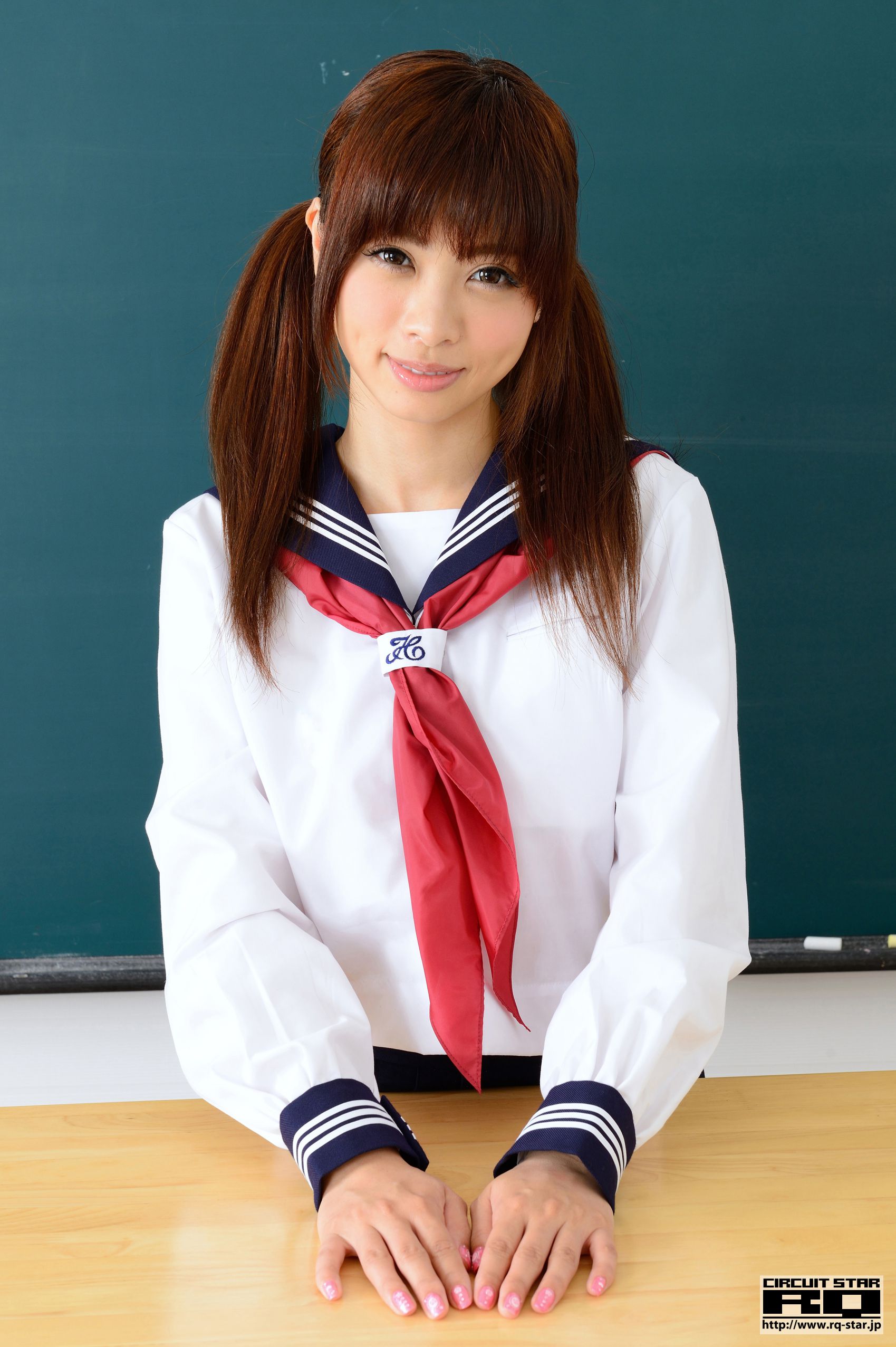 [RQ-STAR] NO.00859 YUKI School Girl 校服 写真集