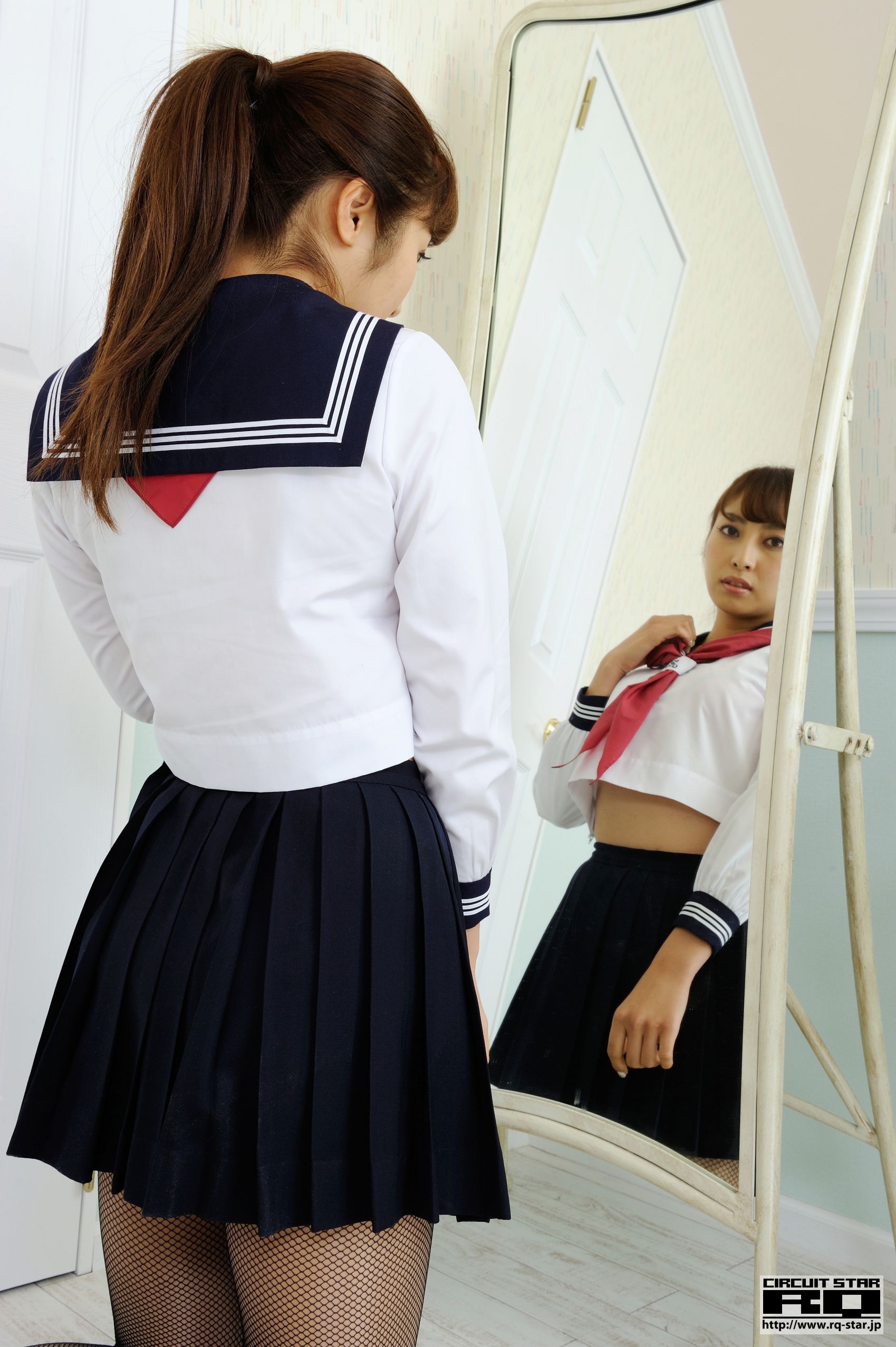 [RQ-STAR] NO.00741 岡咲翔子 Sailor Style 校服系列 写真集