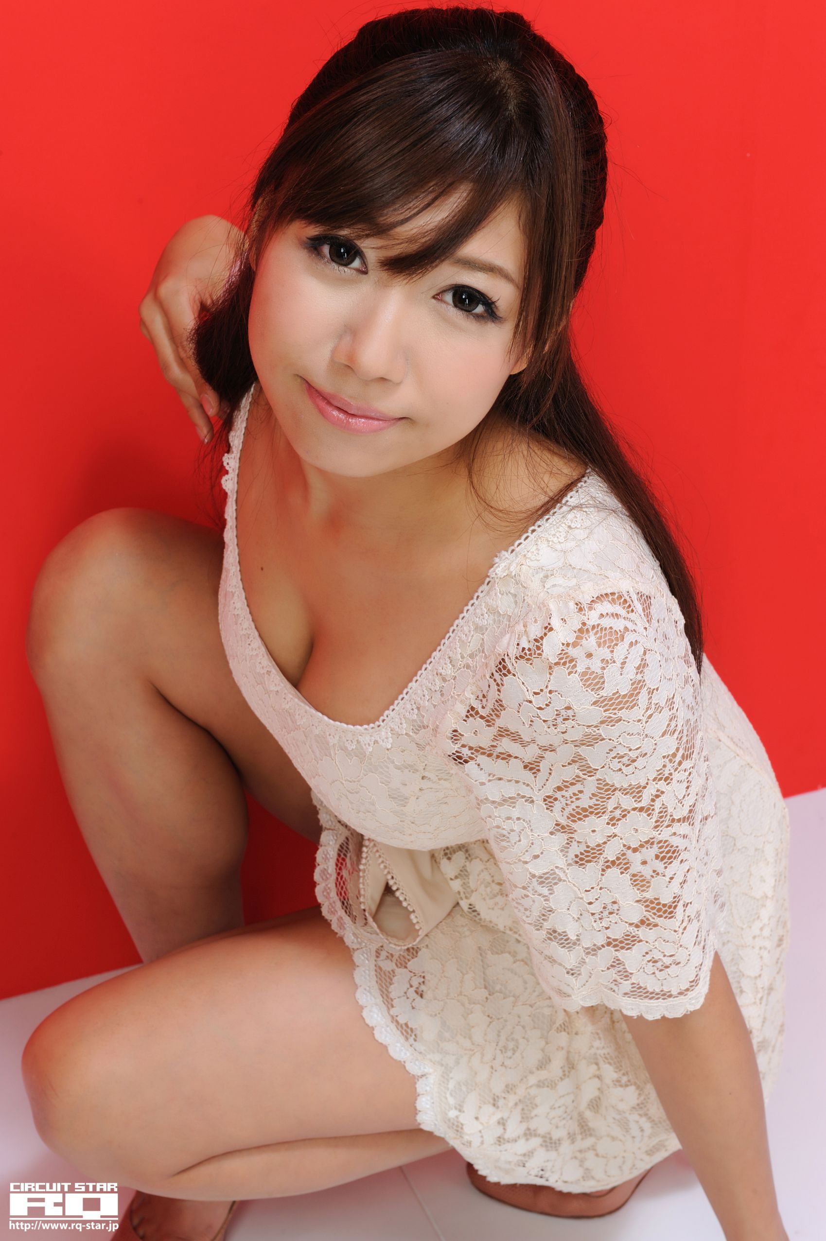 [RQ-STAR] NO.00558 Kanon Hokawa 穂川果音 Private Dress 写真集