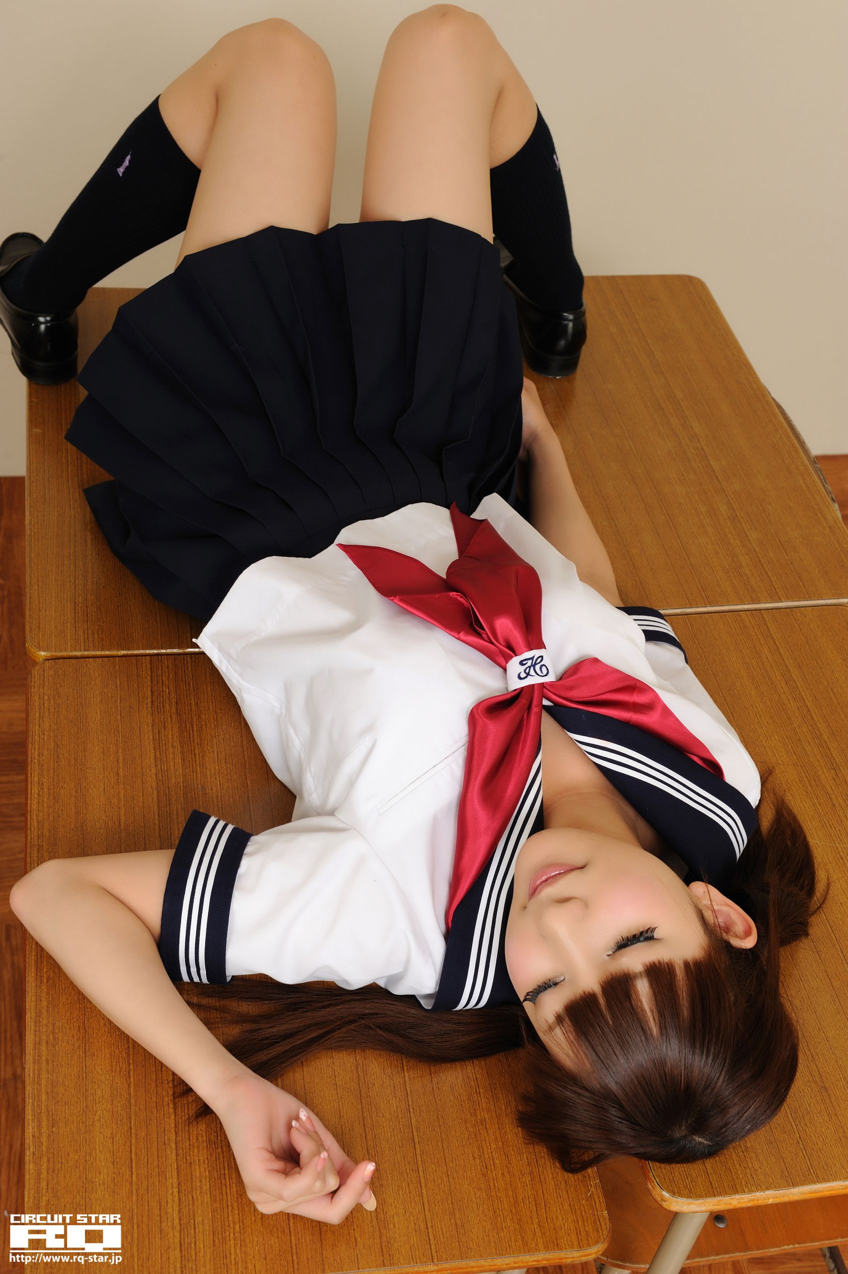 [RQ-STAR] NO.00575 Chihiro Akiha 秋葉ちひろ High School Girl 写真集