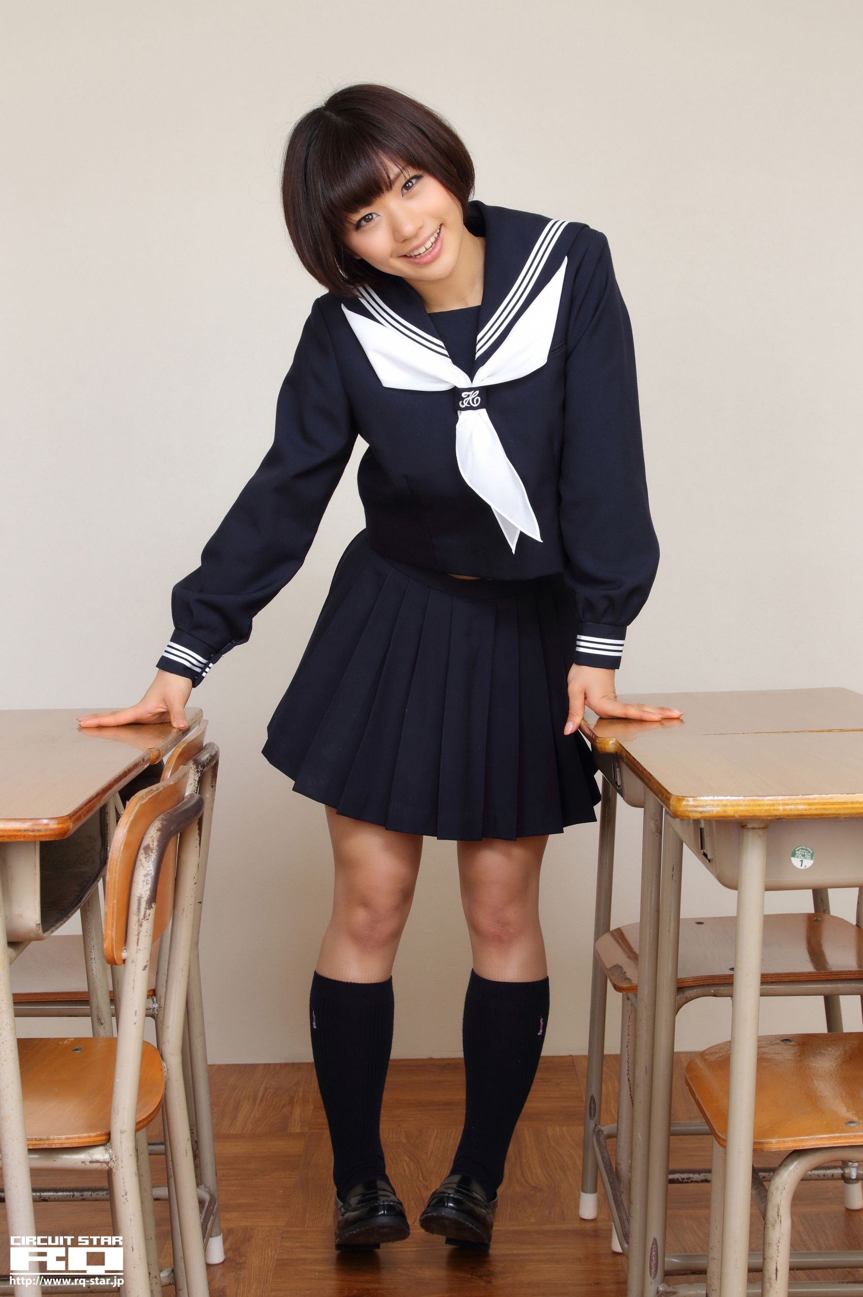 [RQ-STAR] NO.00615 安枝瞳 Sailor Girl 校服系列 写真集