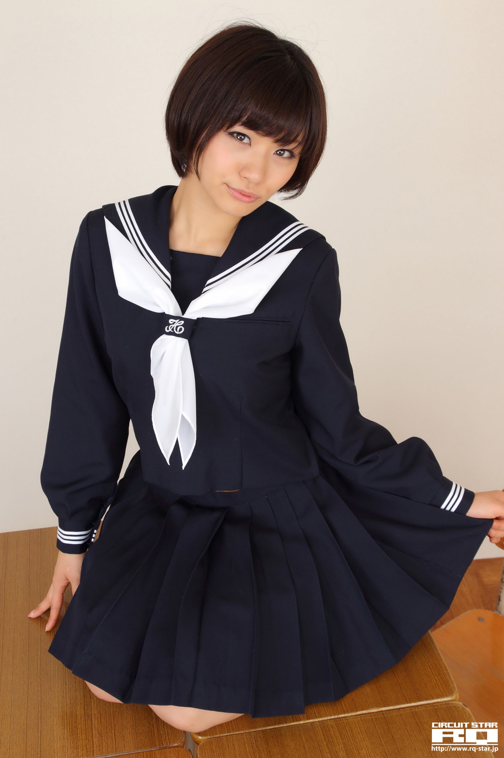 [RQ-STAR] NO.00615 安枝瞳 Sailor Girl 校服系列 写真集