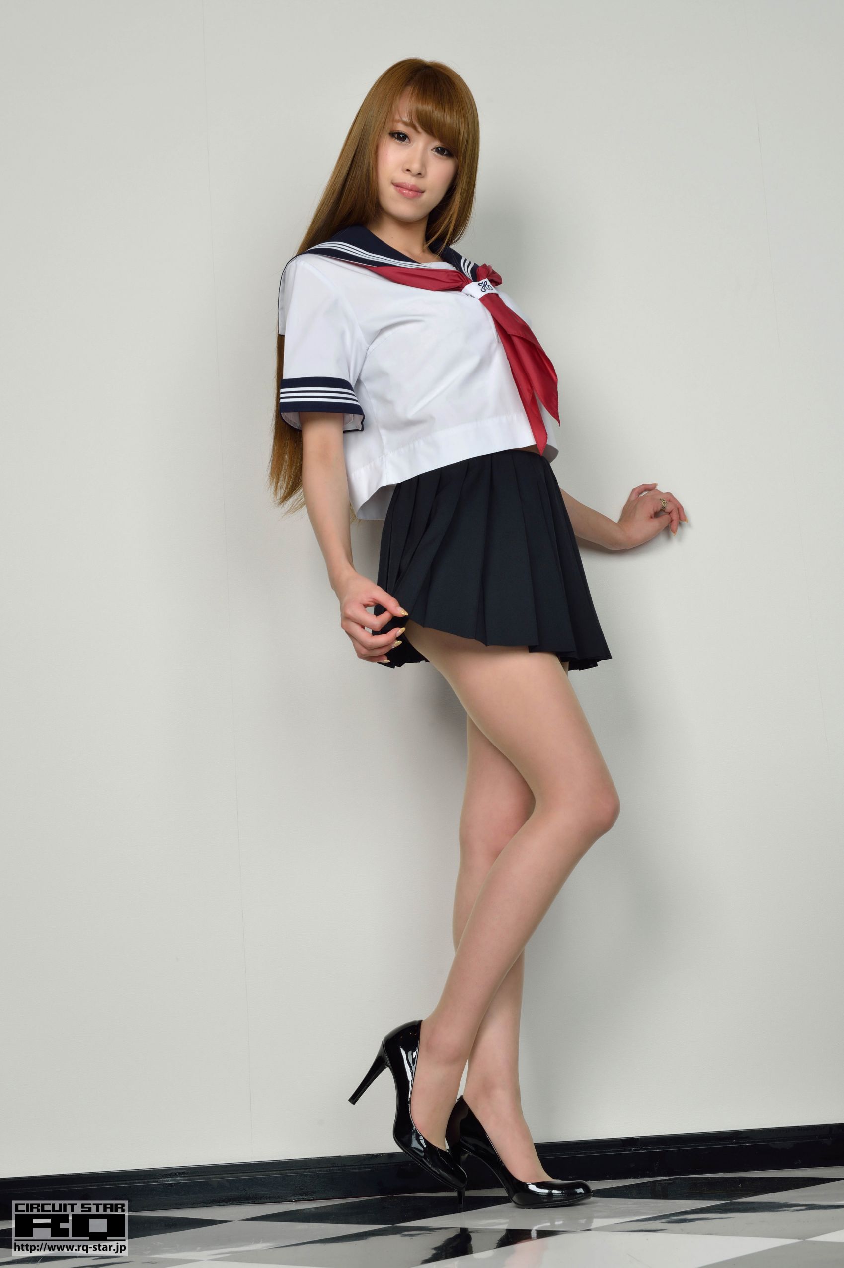 [RQ-STAR] NO.00680 Rima Serizawa 芹澤里茉 Sailor 写真集