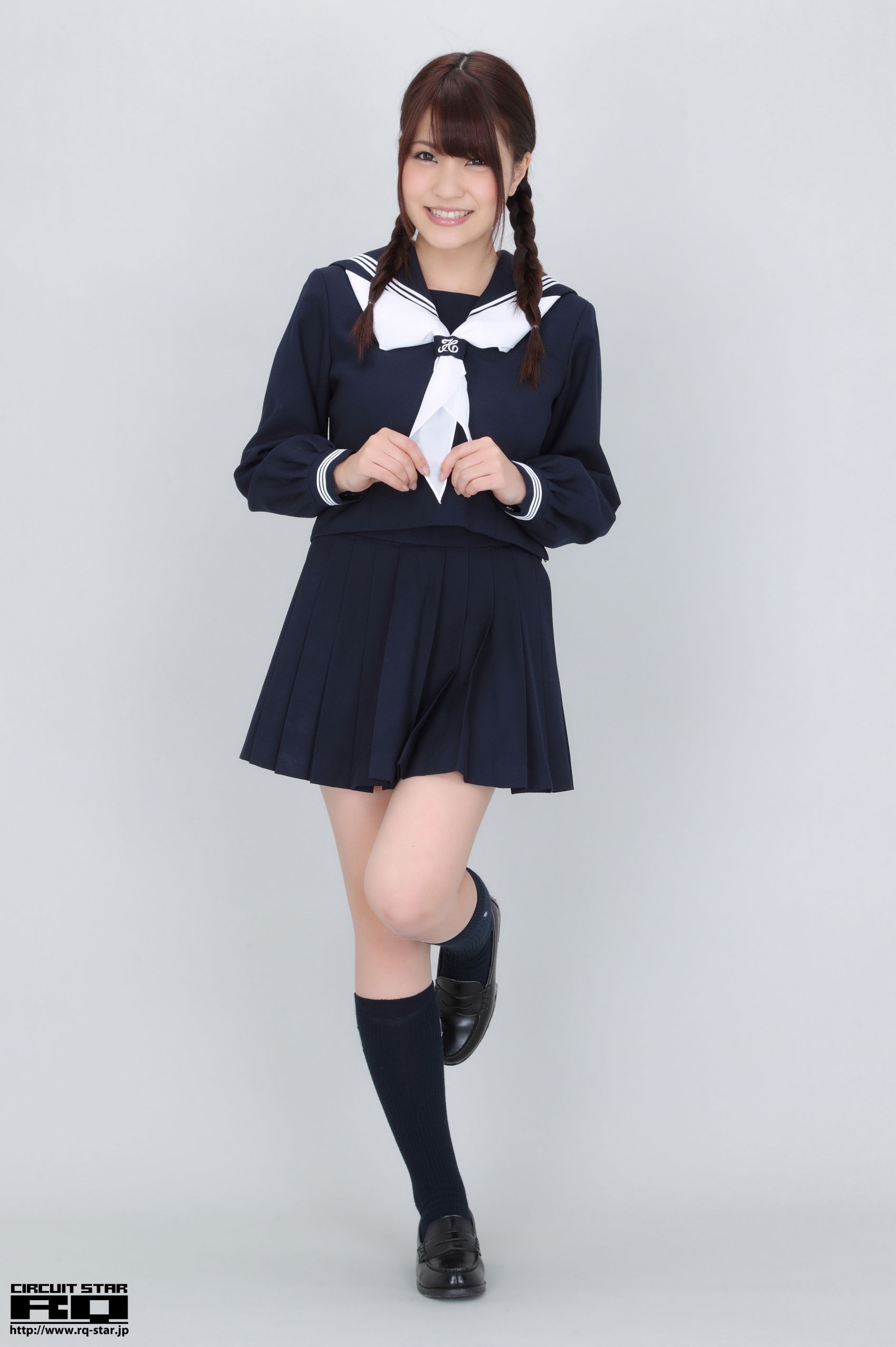 [RQ-STAR] NO.00607 柚崎明日香/岸明日香 High School 写真集