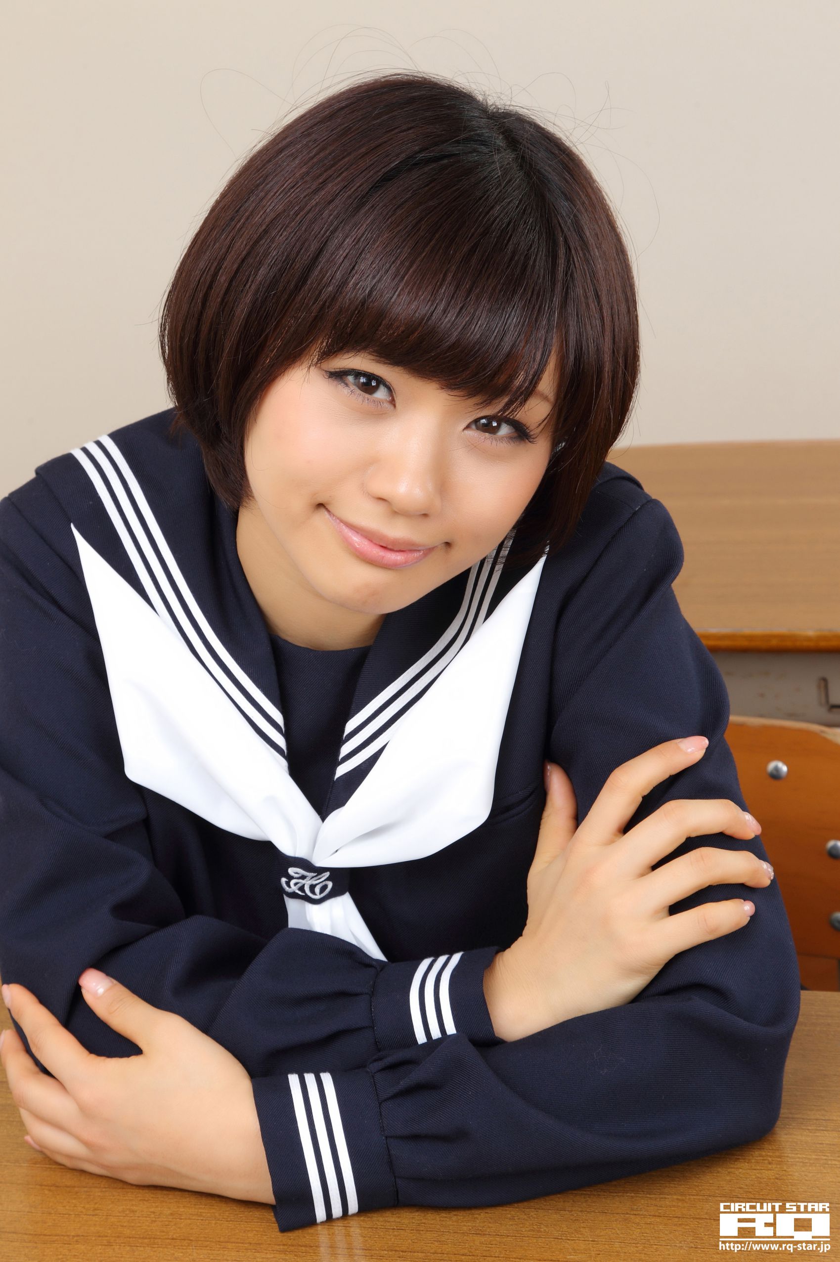 [RQ-STAR] NO.00615 安枝瞳 Sailor Girl 校服系列 写真集