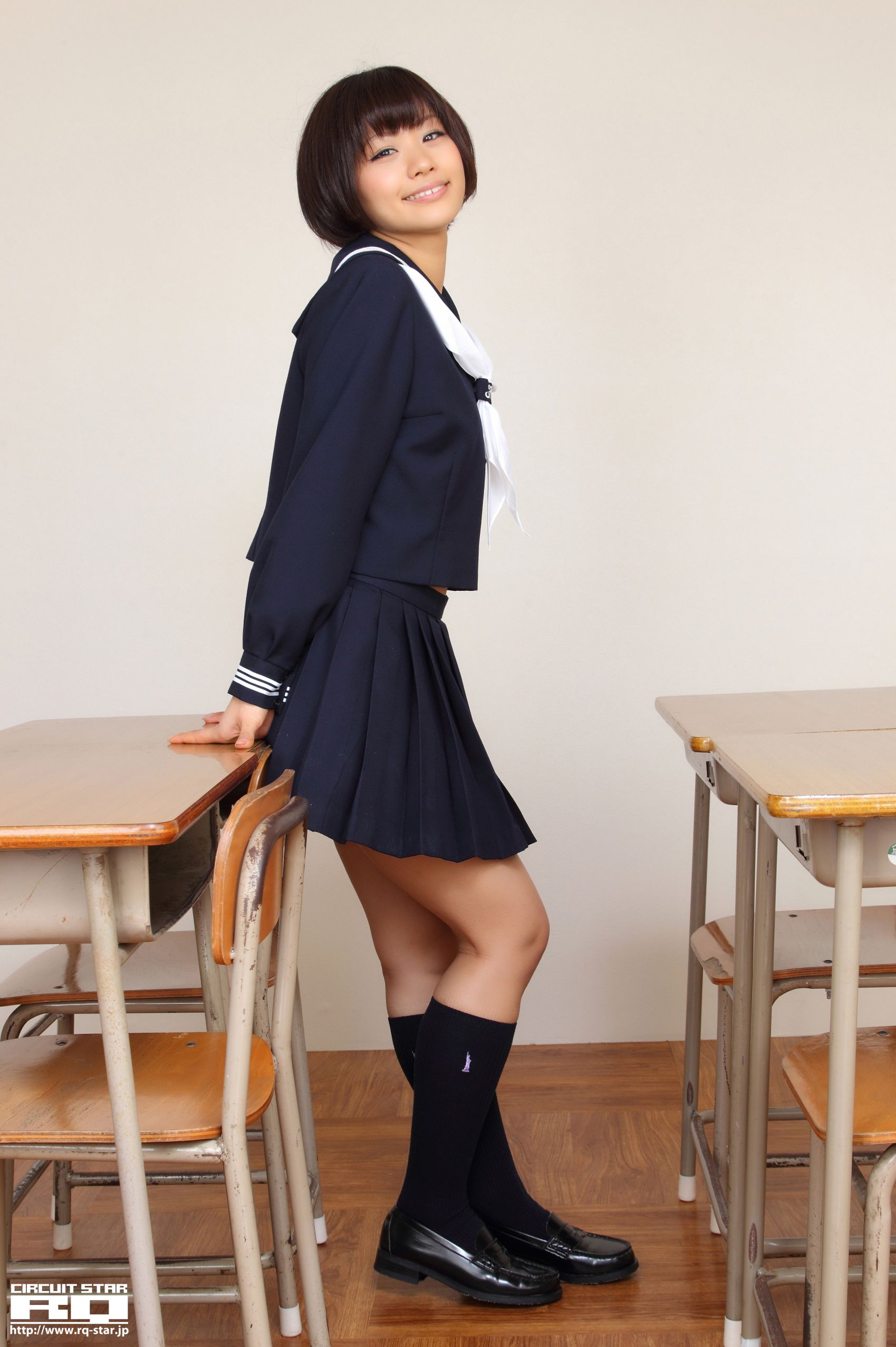 [RQ-STAR] NO.00615 安枝瞳 Sailor Girl 校服系列 写真集