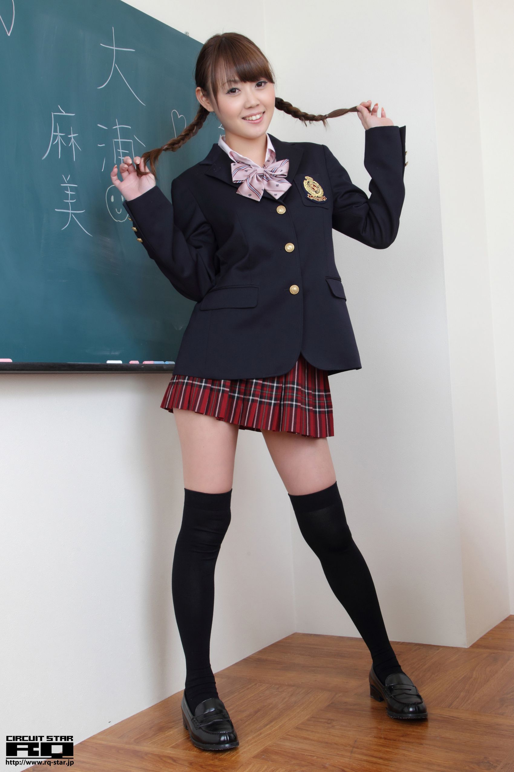 [RQ-STAR] NO.00595 大浦麻美 School Girl 校服系列 写真集