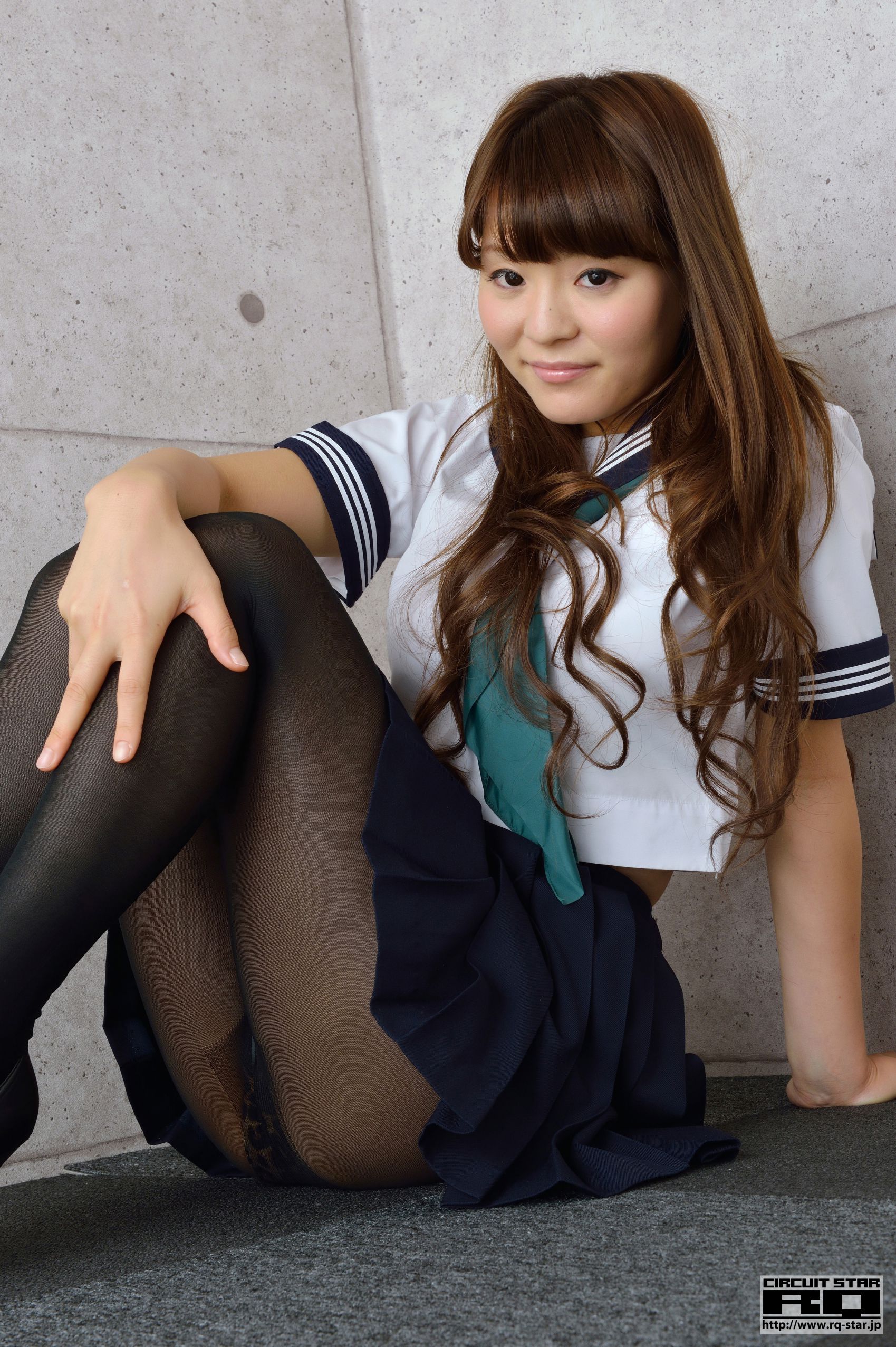 [RQ-STAR] NO.00734 吉良真悠子 Sailor Style 校服 写真集