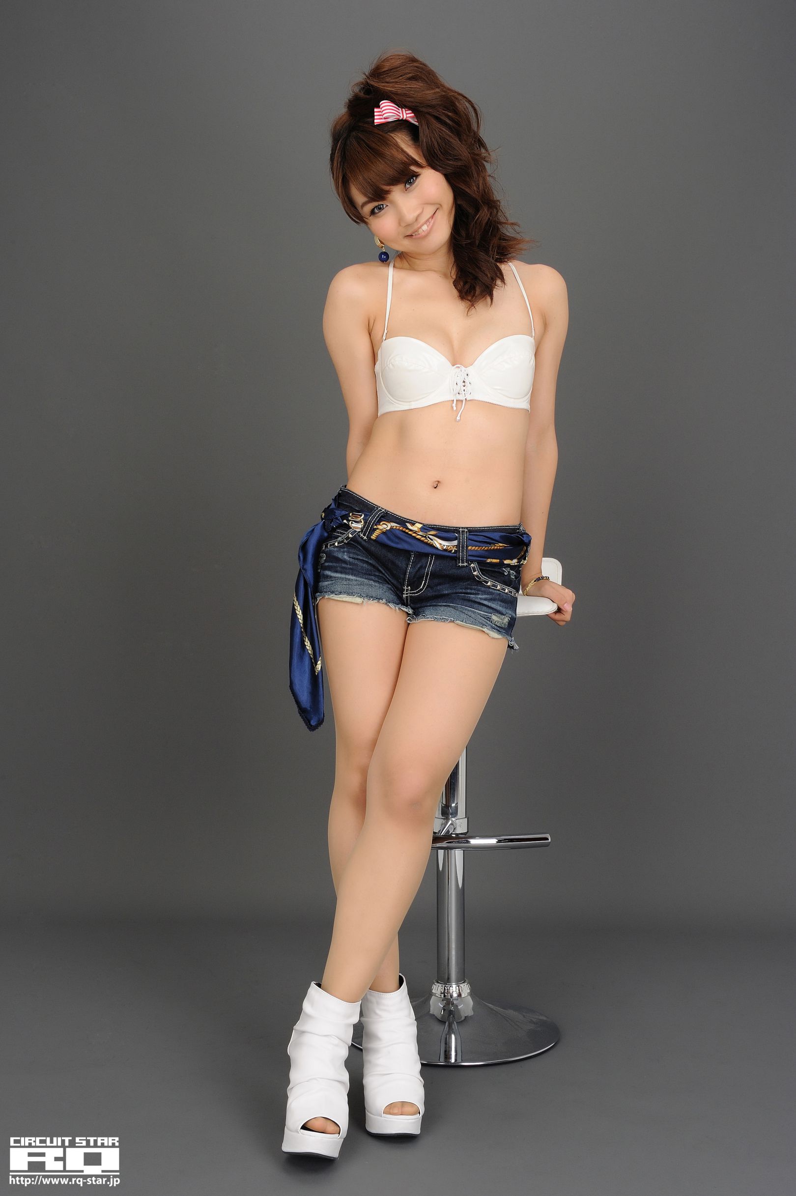 [RQ-STAR] NO.00644 殊野真緒 Mao Kotono Race Queen 写真集