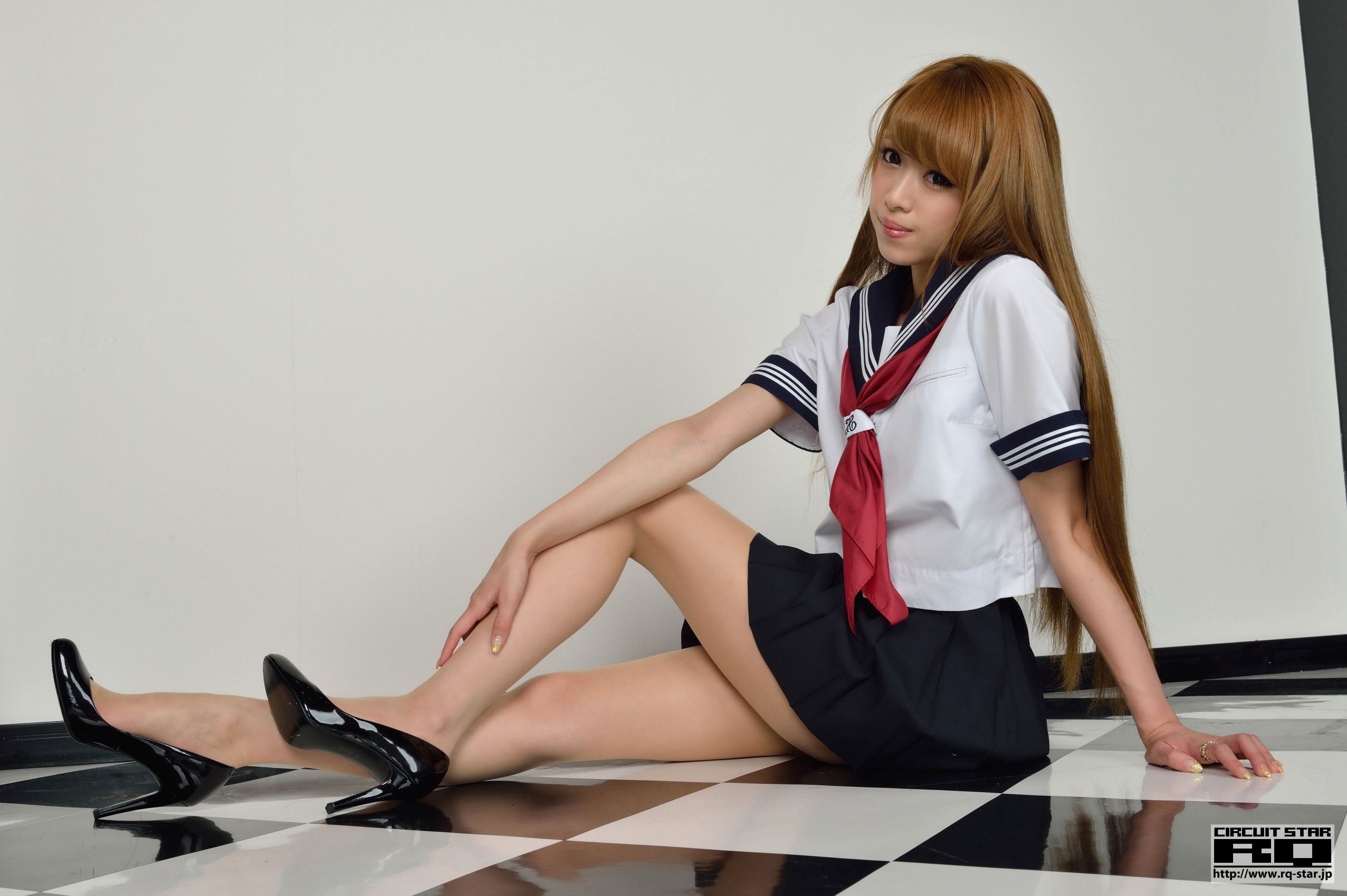 [RQ-STAR] NO.00680 Rima Serizawa 芹澤里茉 Sailor 写真集