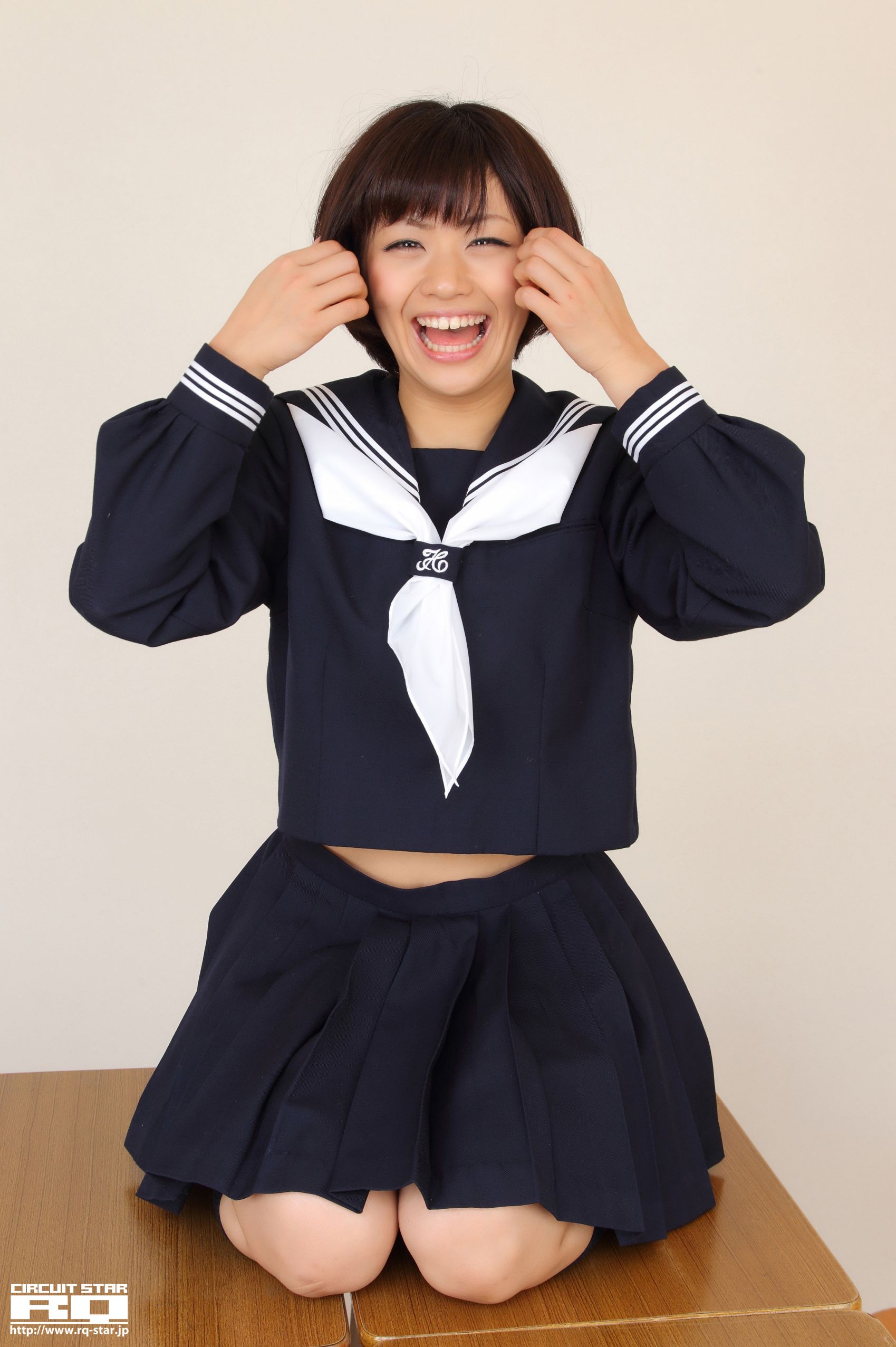 [RQ-STAR] NO.00615 安枝瞳 Sailor Girl 校服系列 写真集