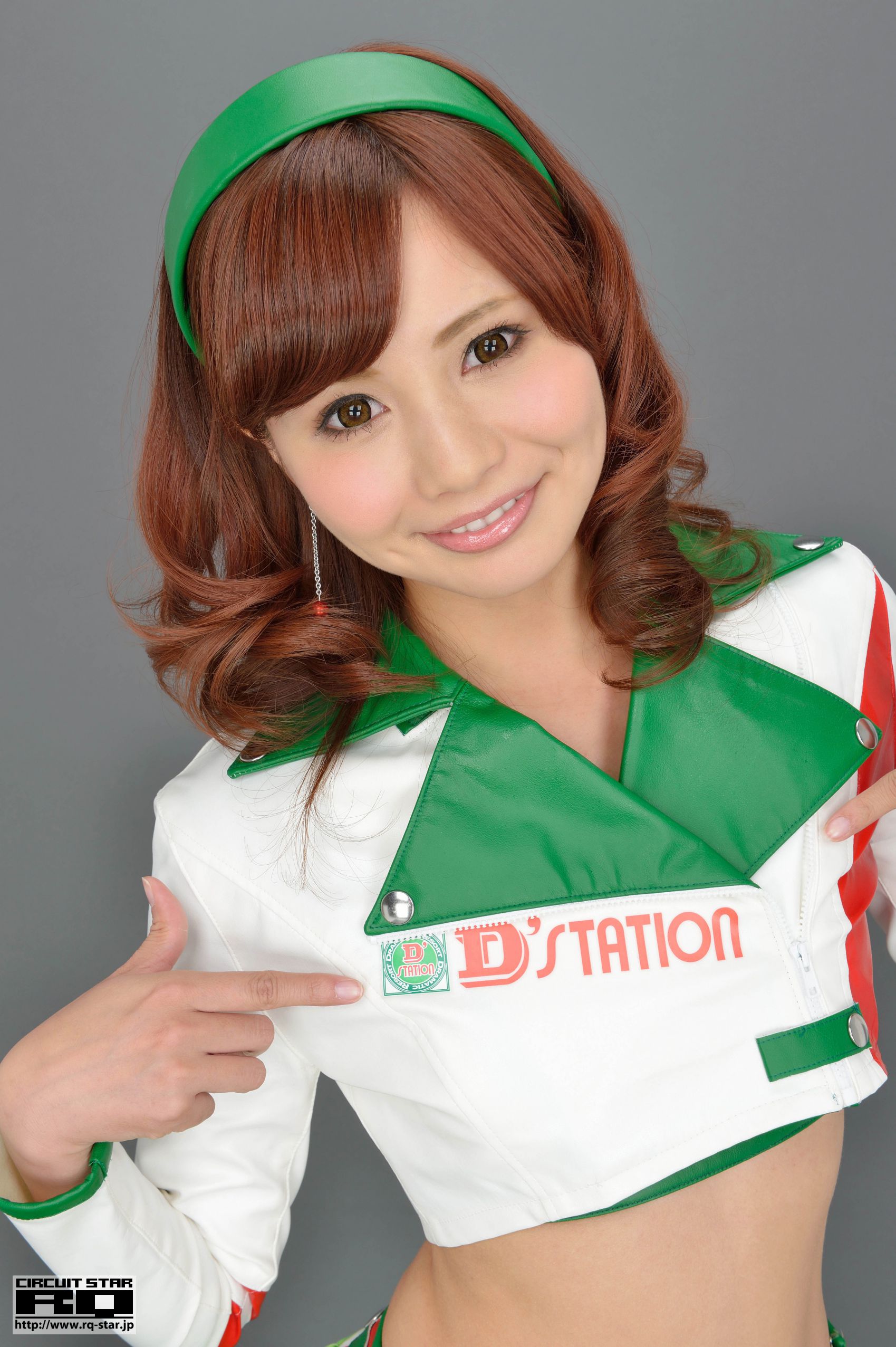 [RQ-STAR] NO.00742 安藤ちひろ Race Queen 赛车女郎 写真集