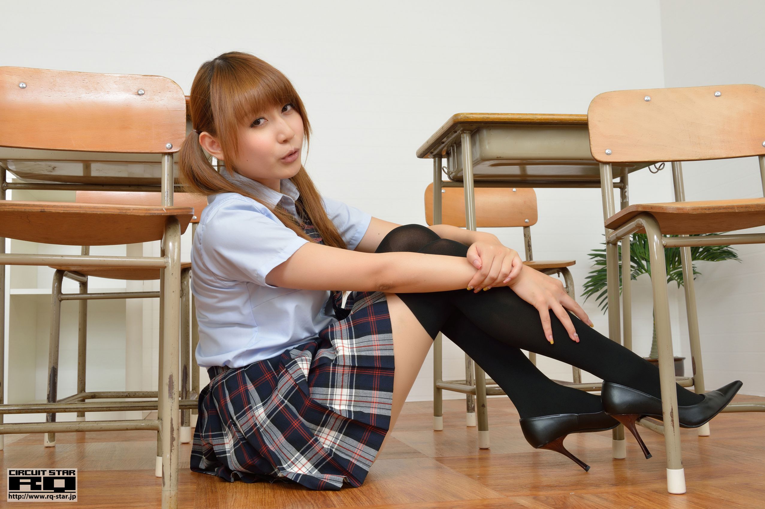 [RQ-STAR] NO.00687 Manon Natsukawa 夏川マノン School Girl 校服系列 写真集