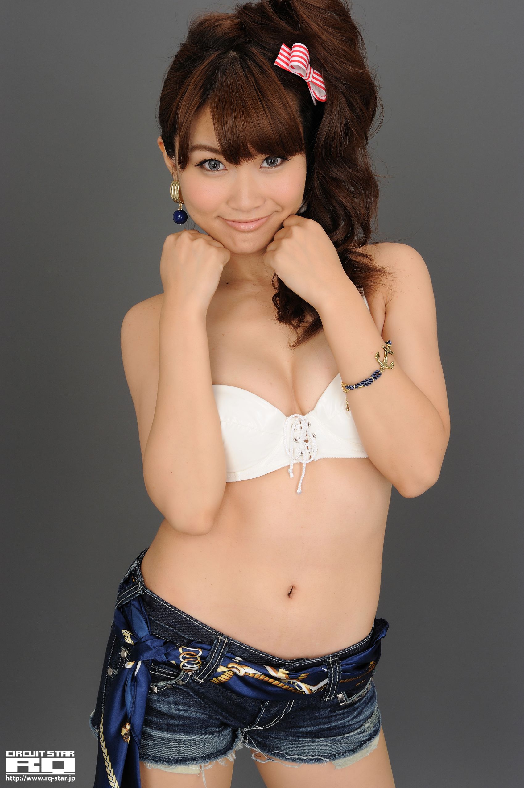 [RQ-STAR] NO.00644 殊野真緒 Mao Kotono Race Queen 写真集