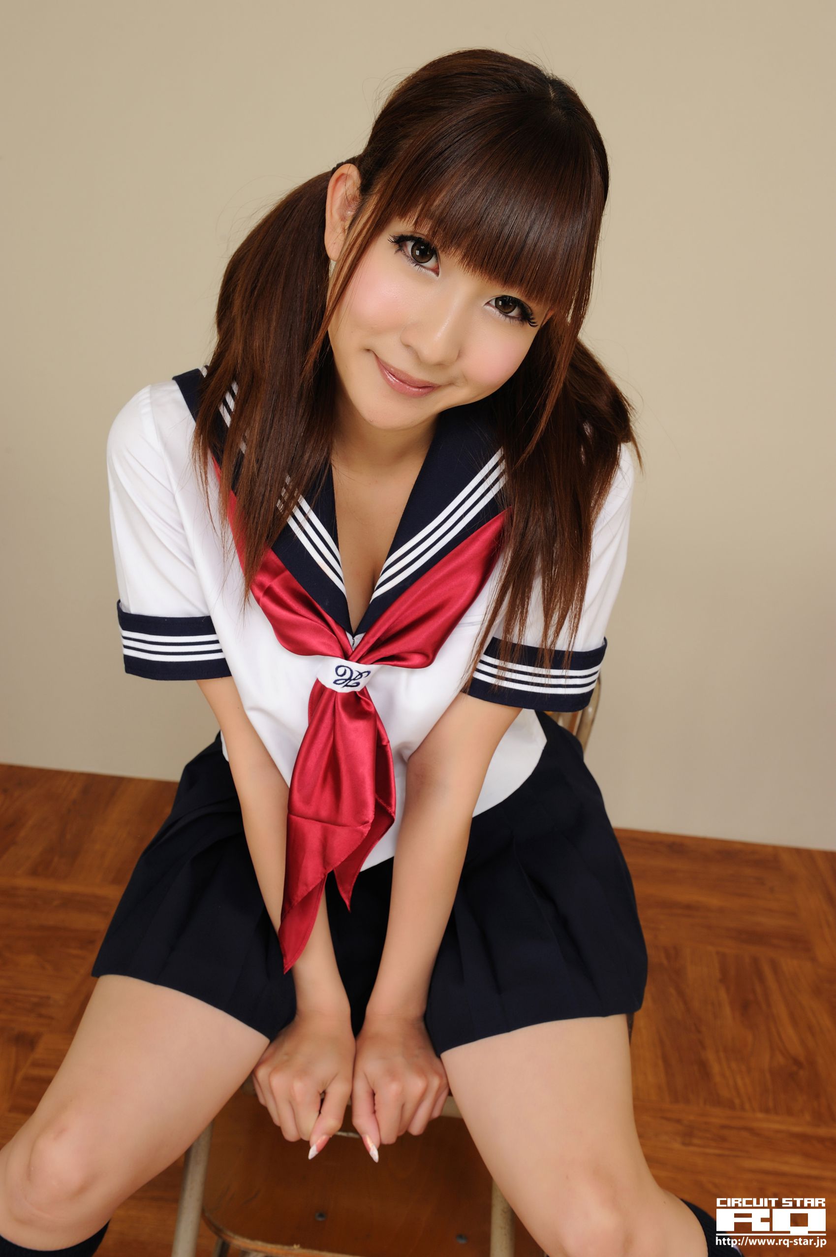 [RQ-STAR] NO.00575 Chihiro Akiha 秋葉ちひろ High School Girl 写真集