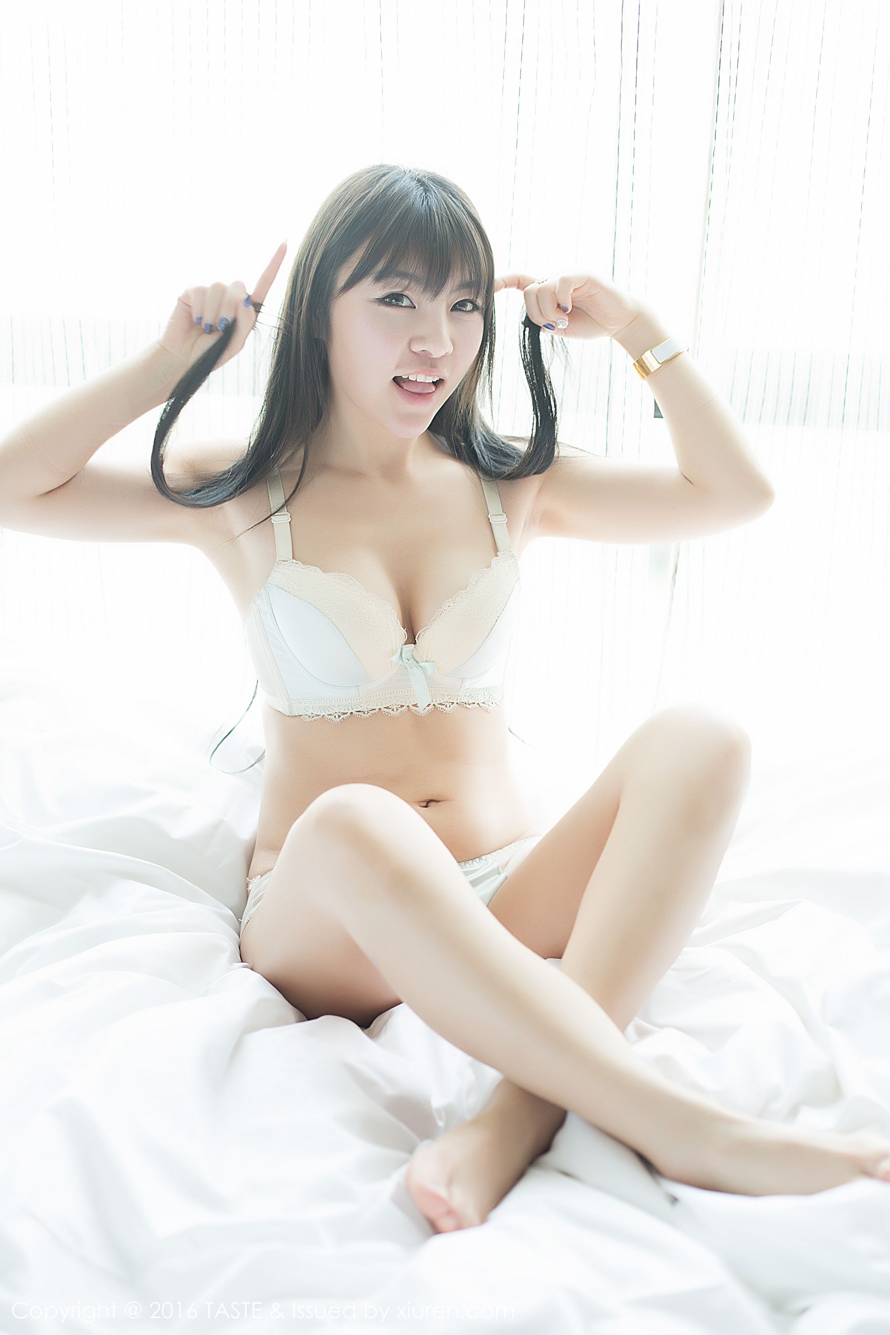 selina王玥晨《非诚勿扰女嘉宾》私房写真集 [TASTE顽味生活] Vol.022 