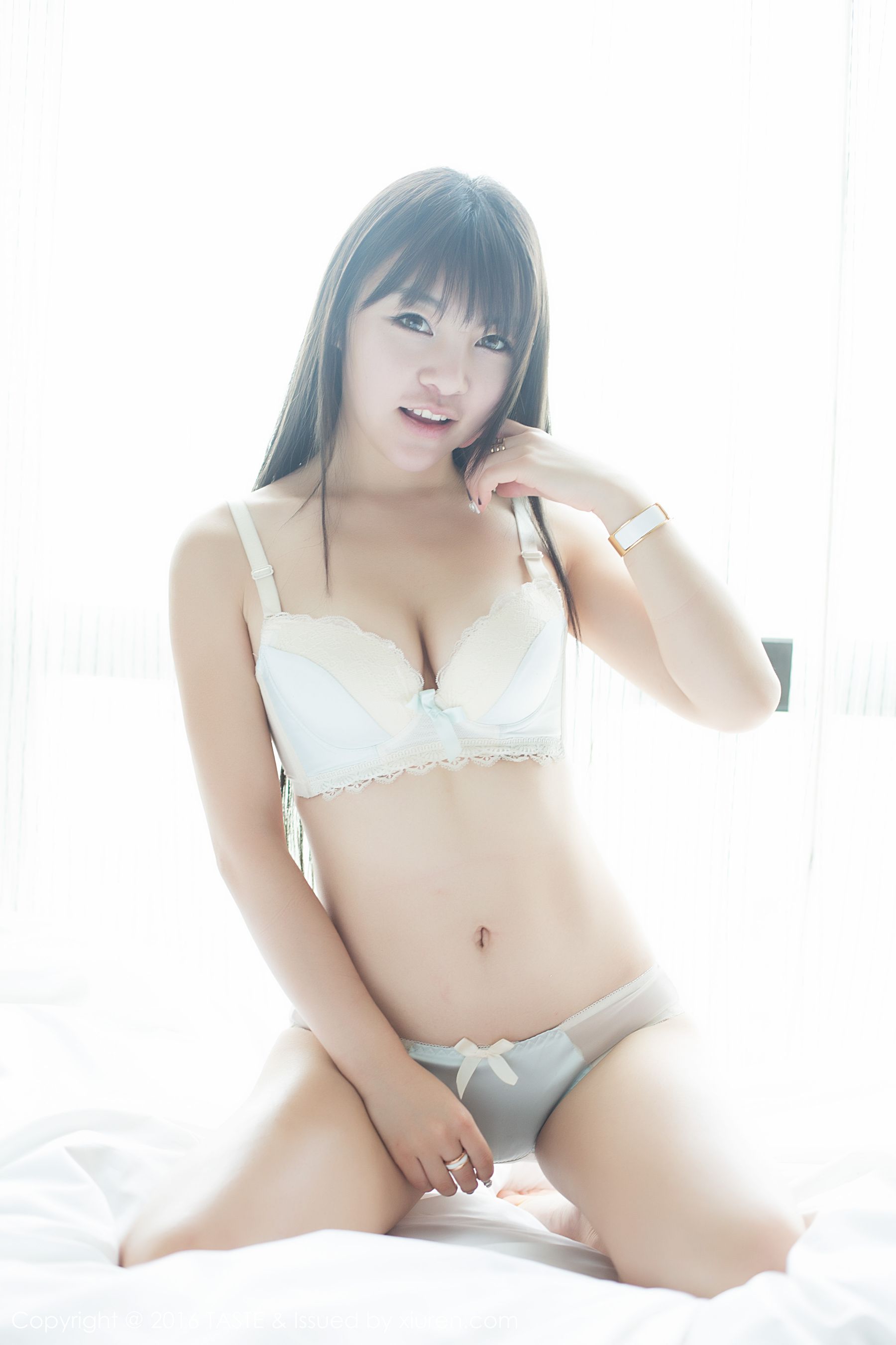 selina王玥晨《非诚勿扰女嘉宾》私房写真集 [TASTE顽味生活] Vol.022 