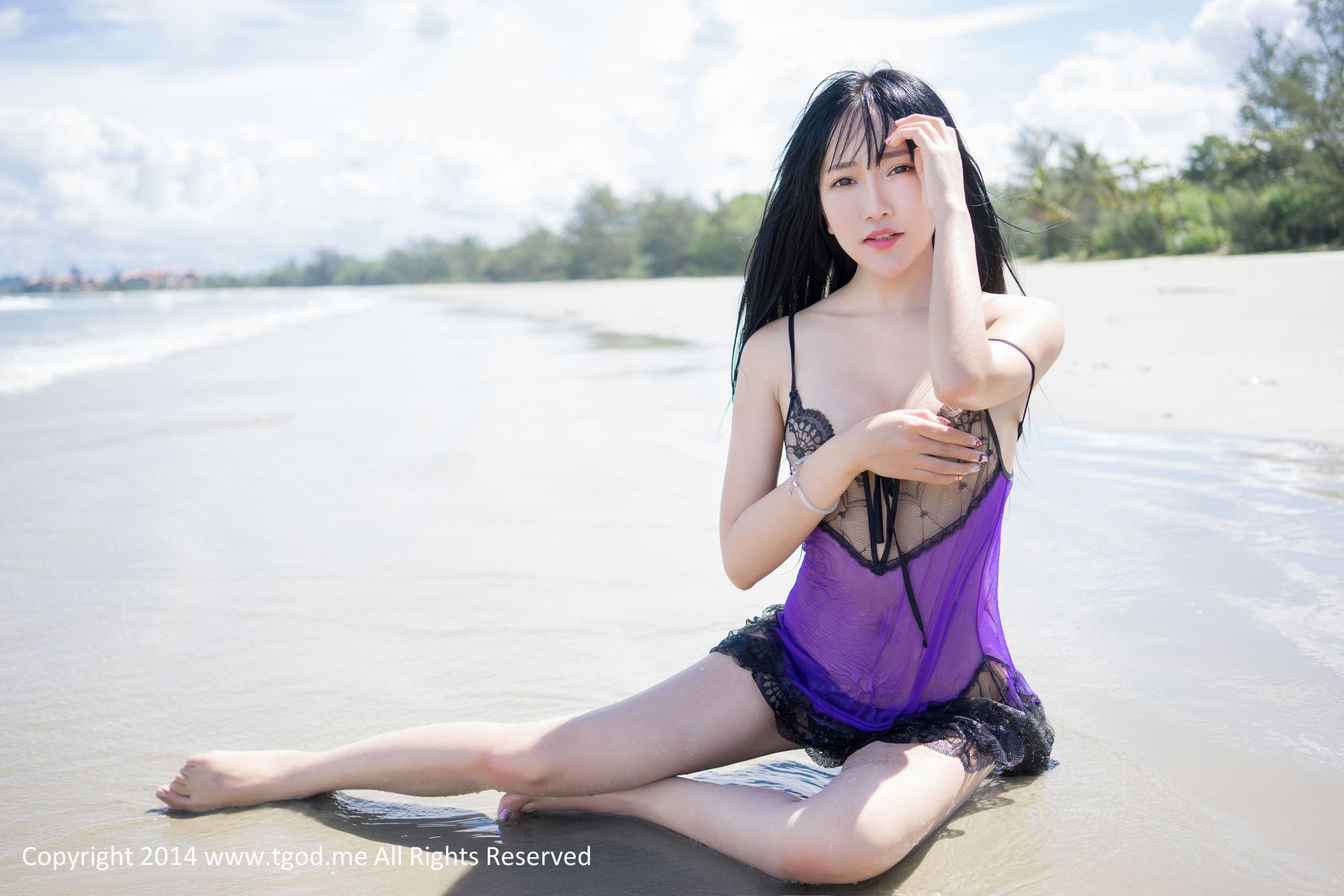 杨上萱《快乐的美丽》 [TGOD推女神] 写真集