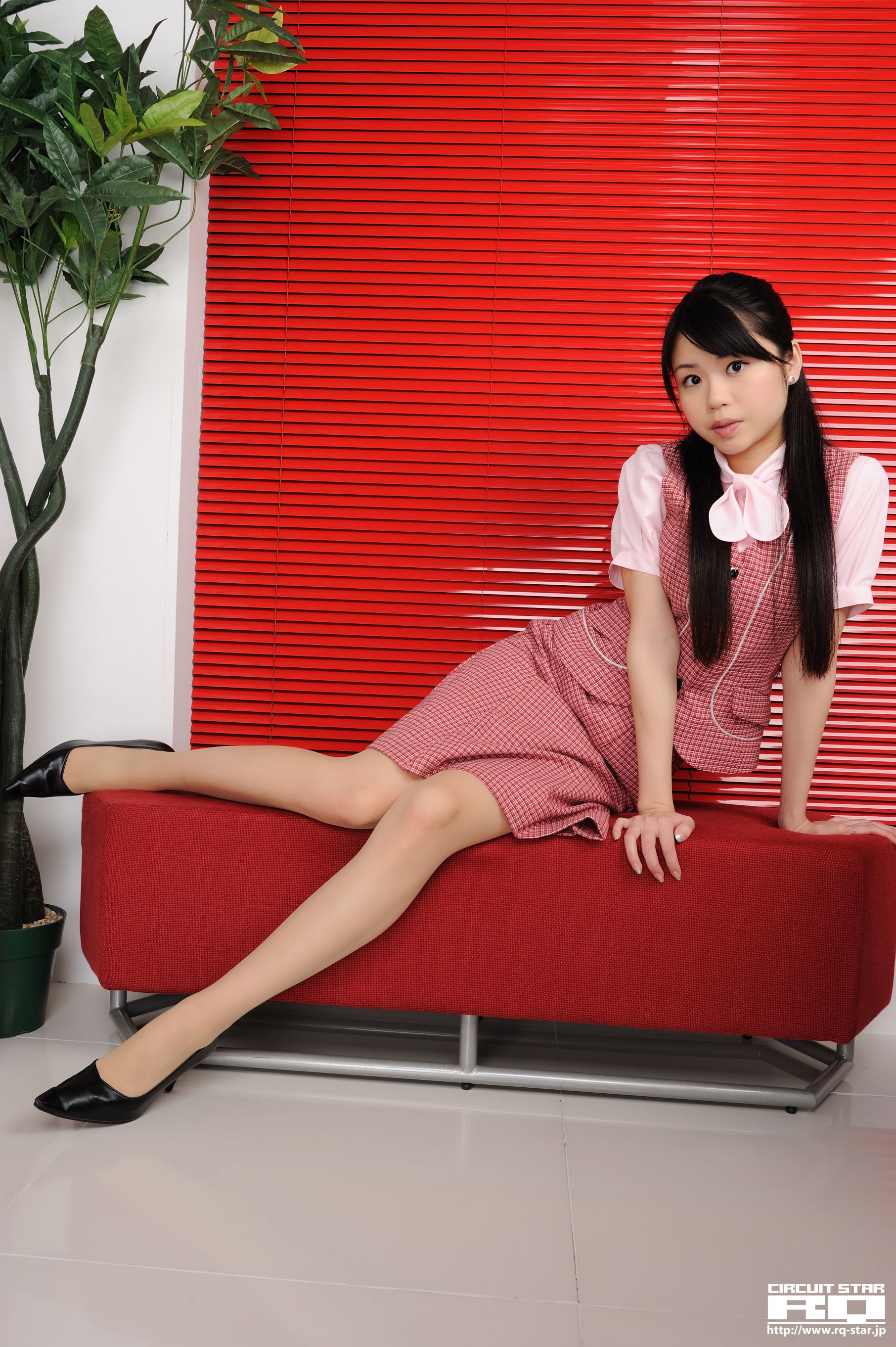 [RQ-STAR] NO.00431 Fuyumi Ikehara 池原冬実 Office Lady 写真集