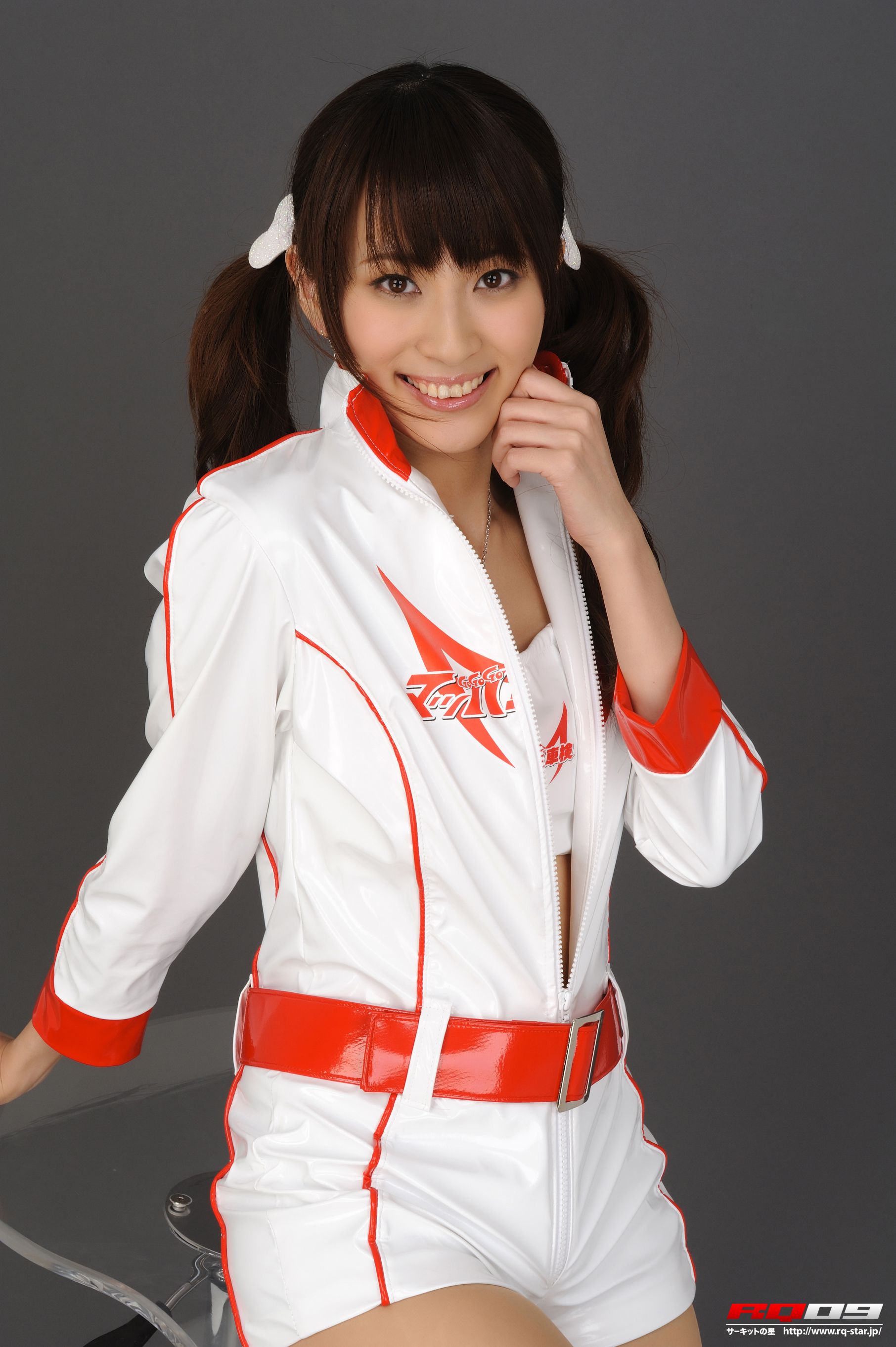 [RQ-STAR] NO.00149 林杏菜 Race Queen – Team Mach 写真集