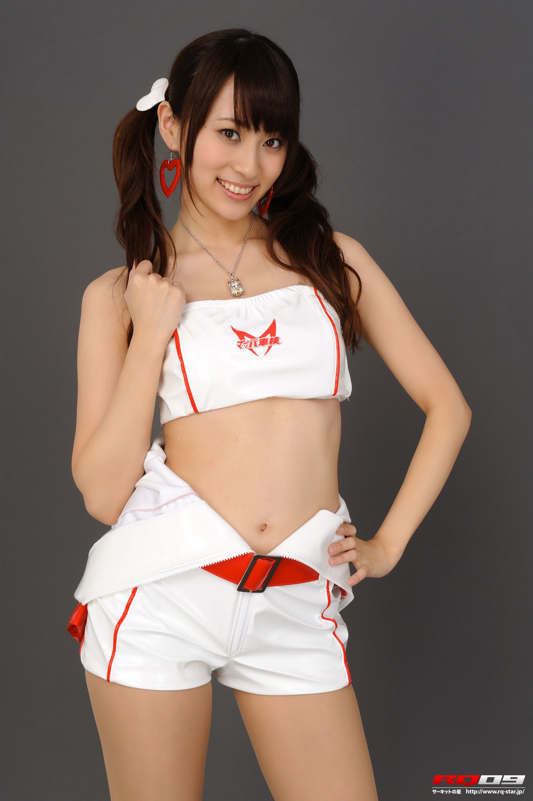 [RQ-STAR] NO.00149 林杏菜 Race Queen – Team Mach 写真集