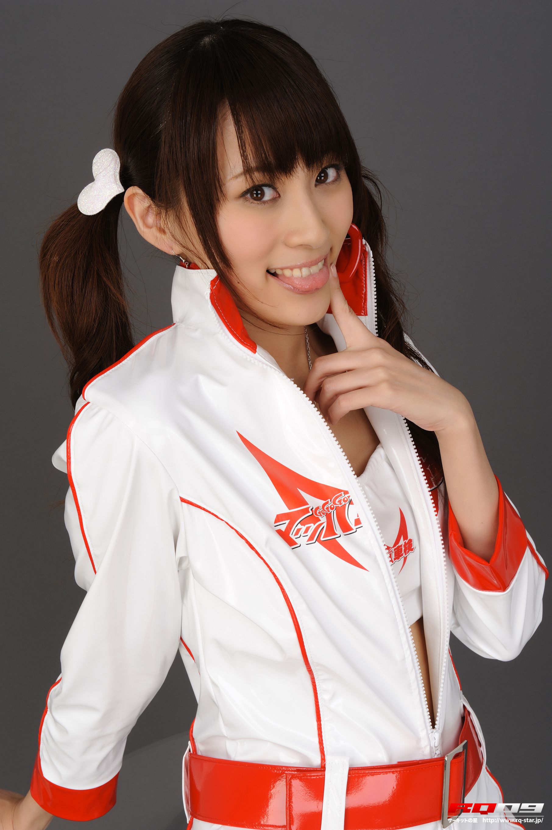 [RQ-STAR] NO.00149 林杏菜 Race Queen – Team Mach 写真集