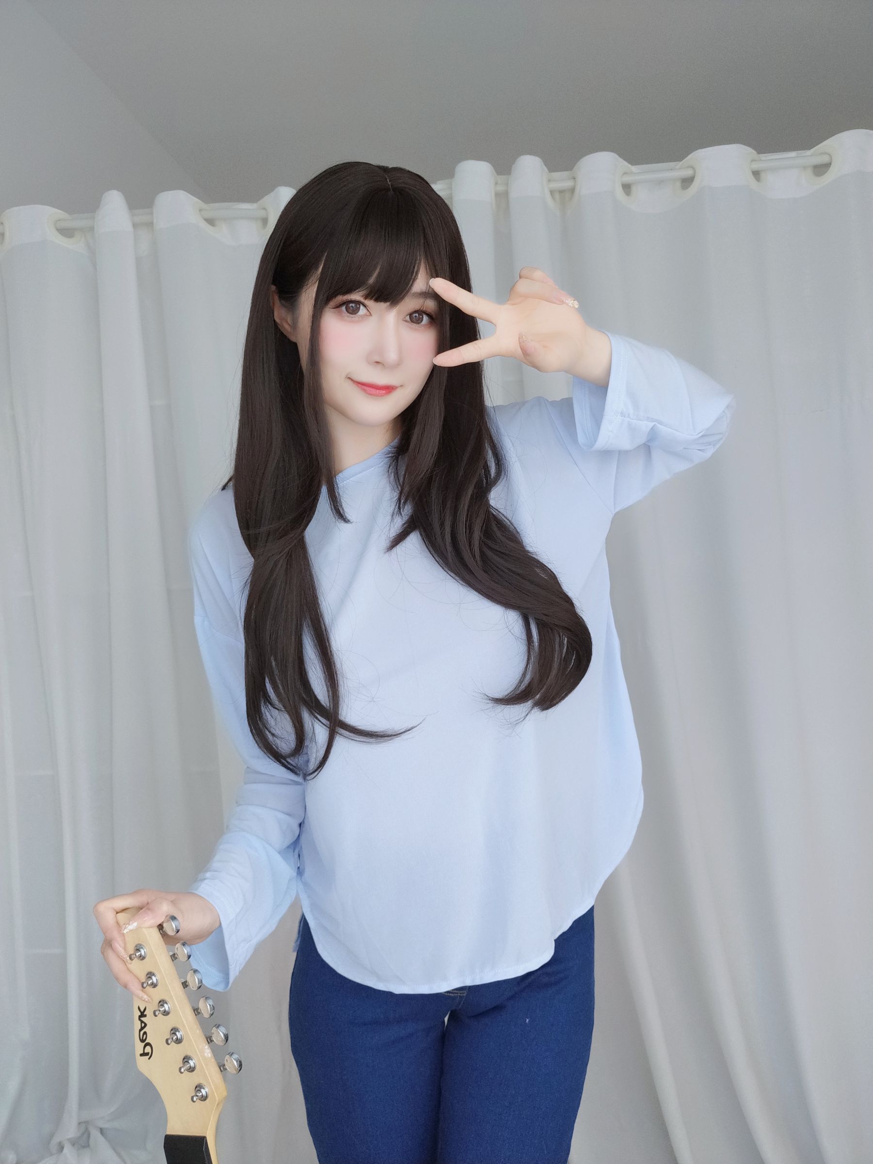 [网红COS] Coser小姐姐白银 - 妹は服を着てください