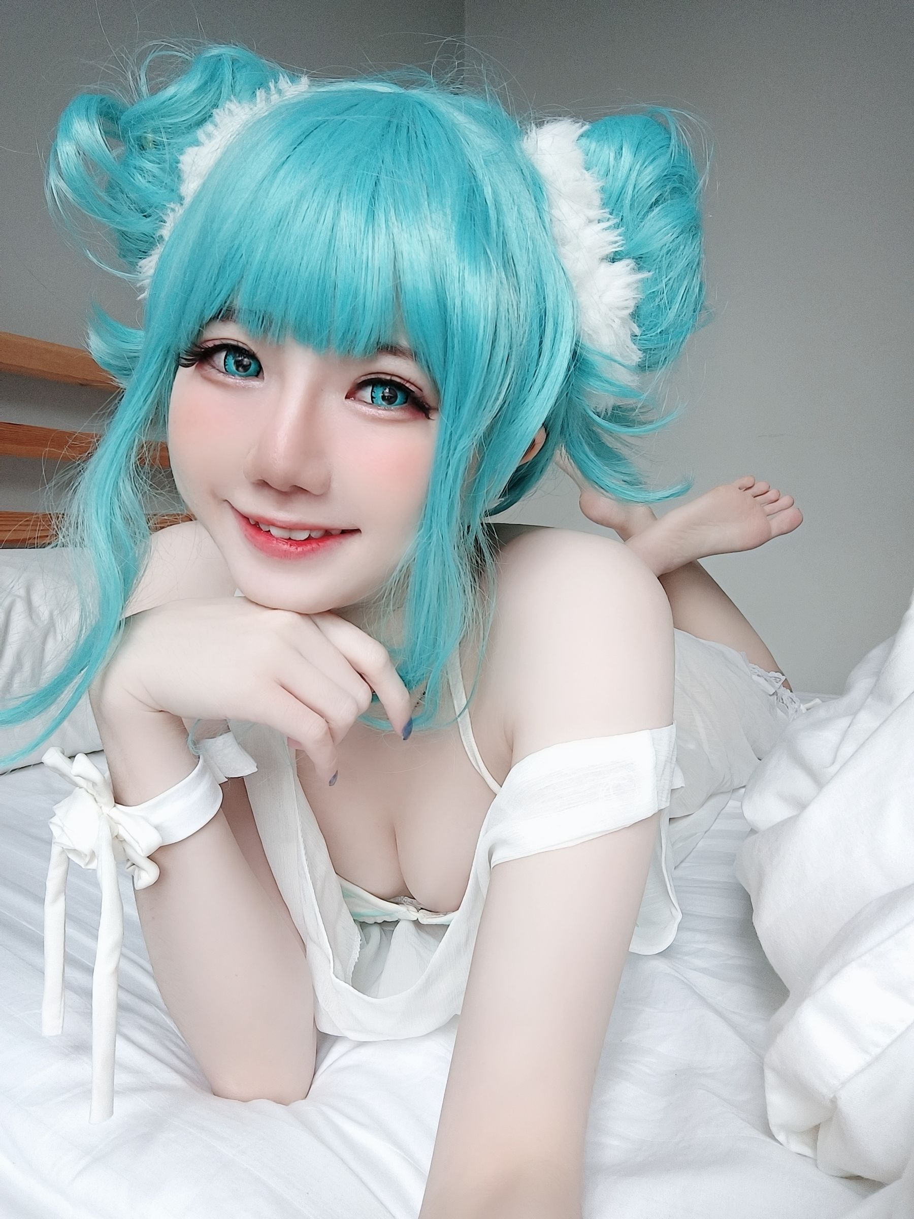 [网红COS] Sally Dorasnow - Miku Bikini