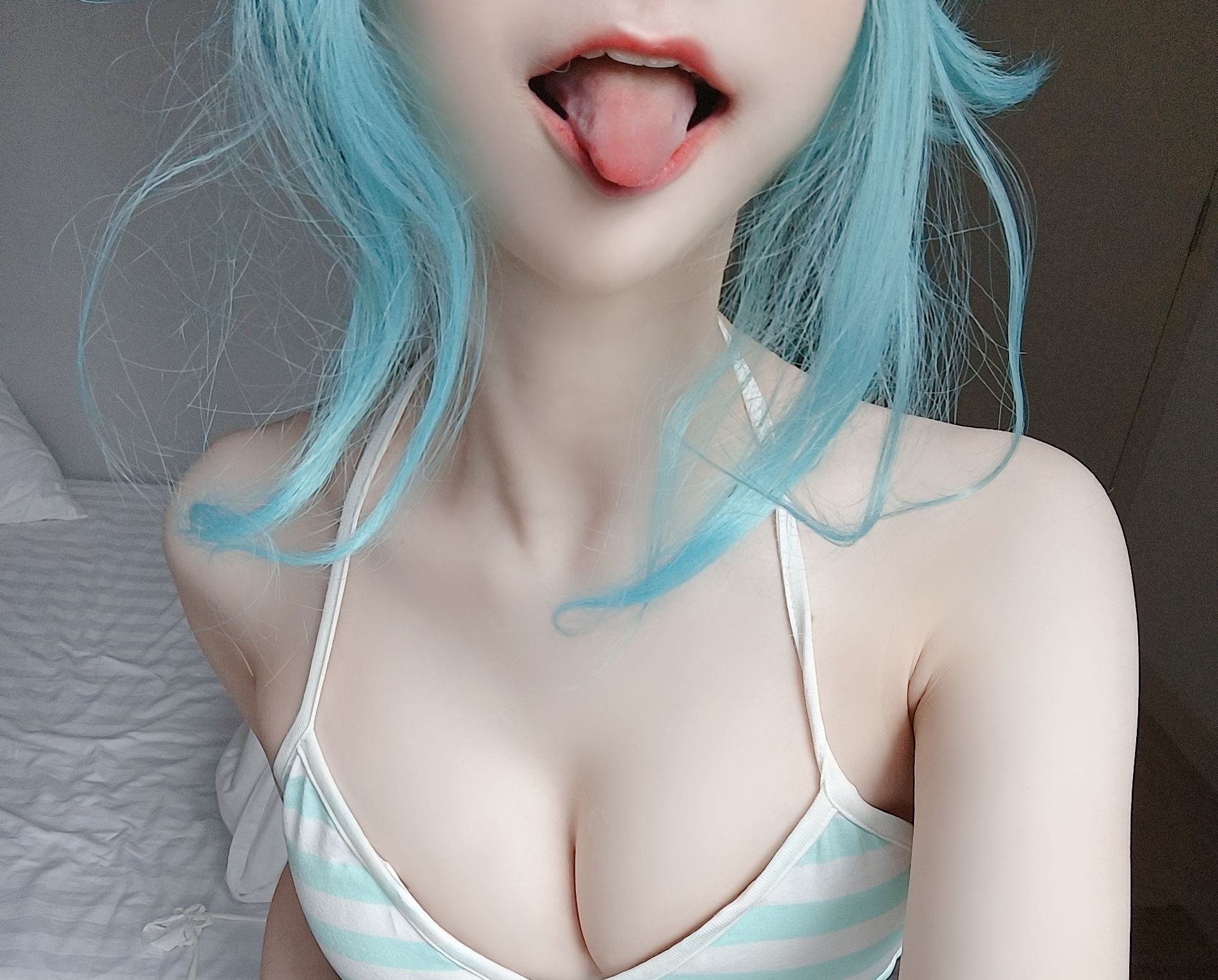 [网红COS] Sally Dorasnow - Miku Bikini