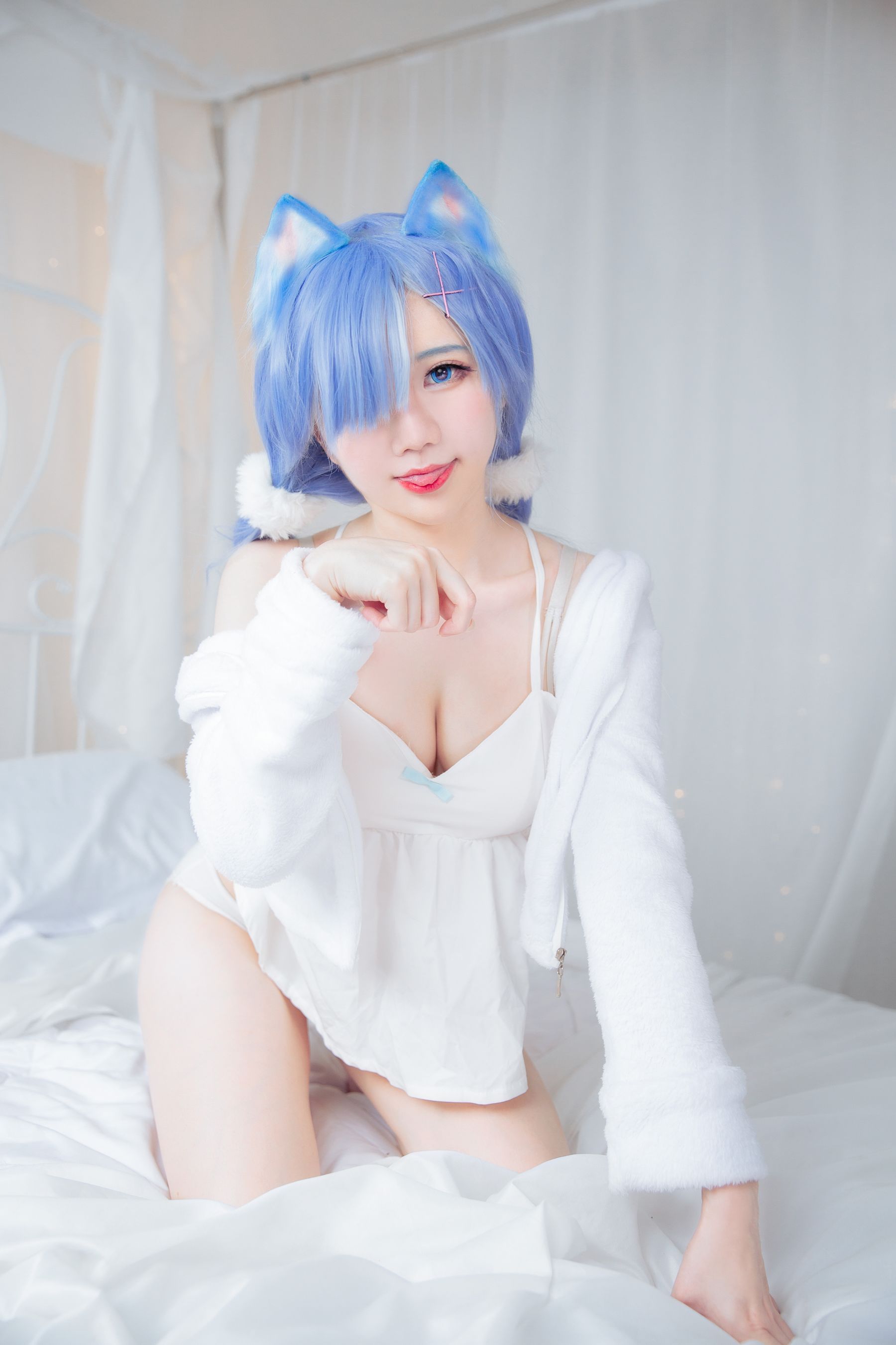 [网红COS] Sally Dorasnow - Rem White Kitty