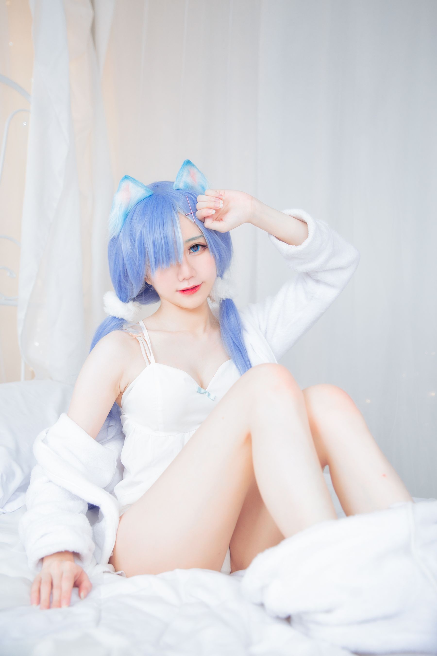 [网红COS] Sally Dorasnow - Rem White Kitty