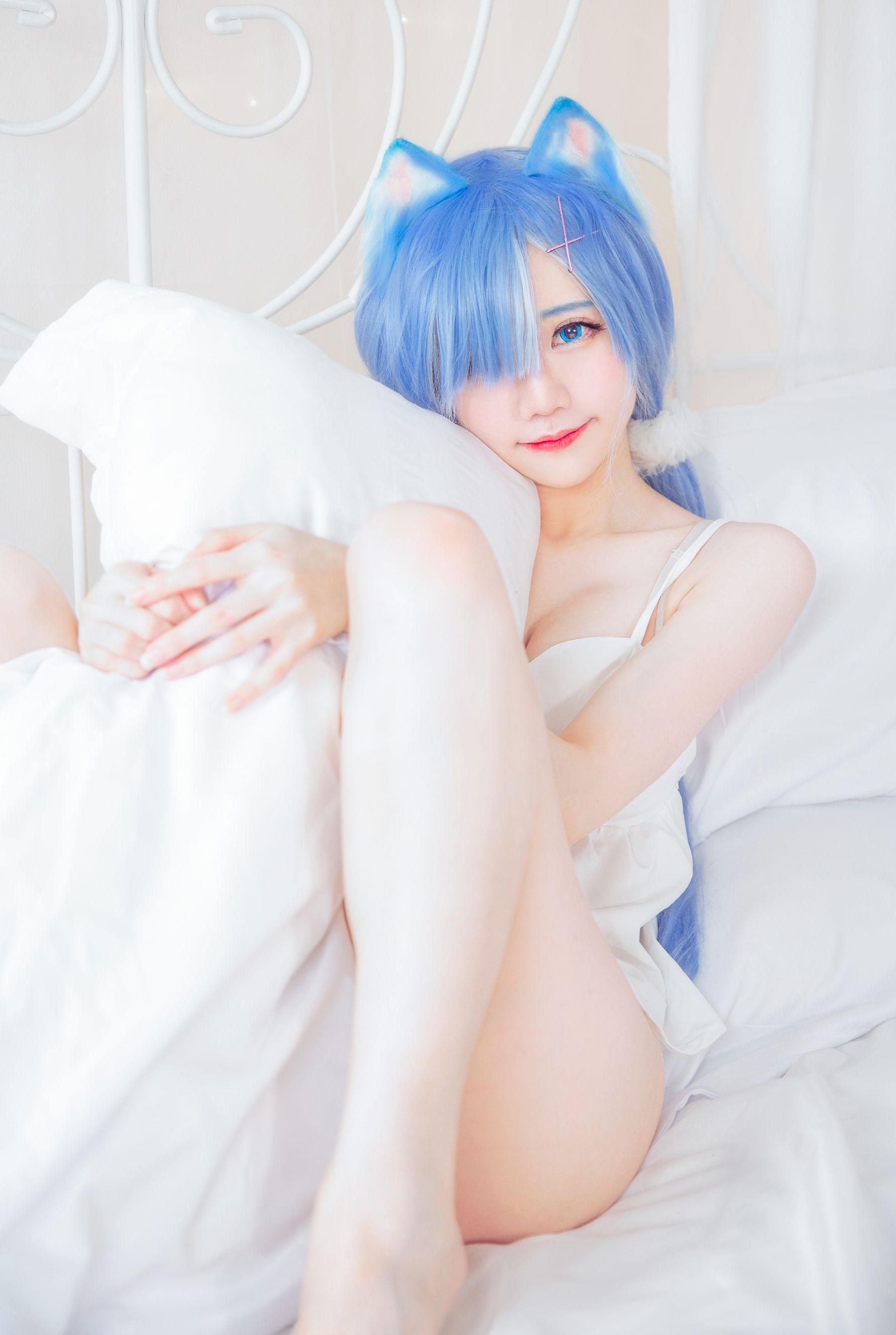 [网红COS] Sally Dorasnow - Rem White Kitty