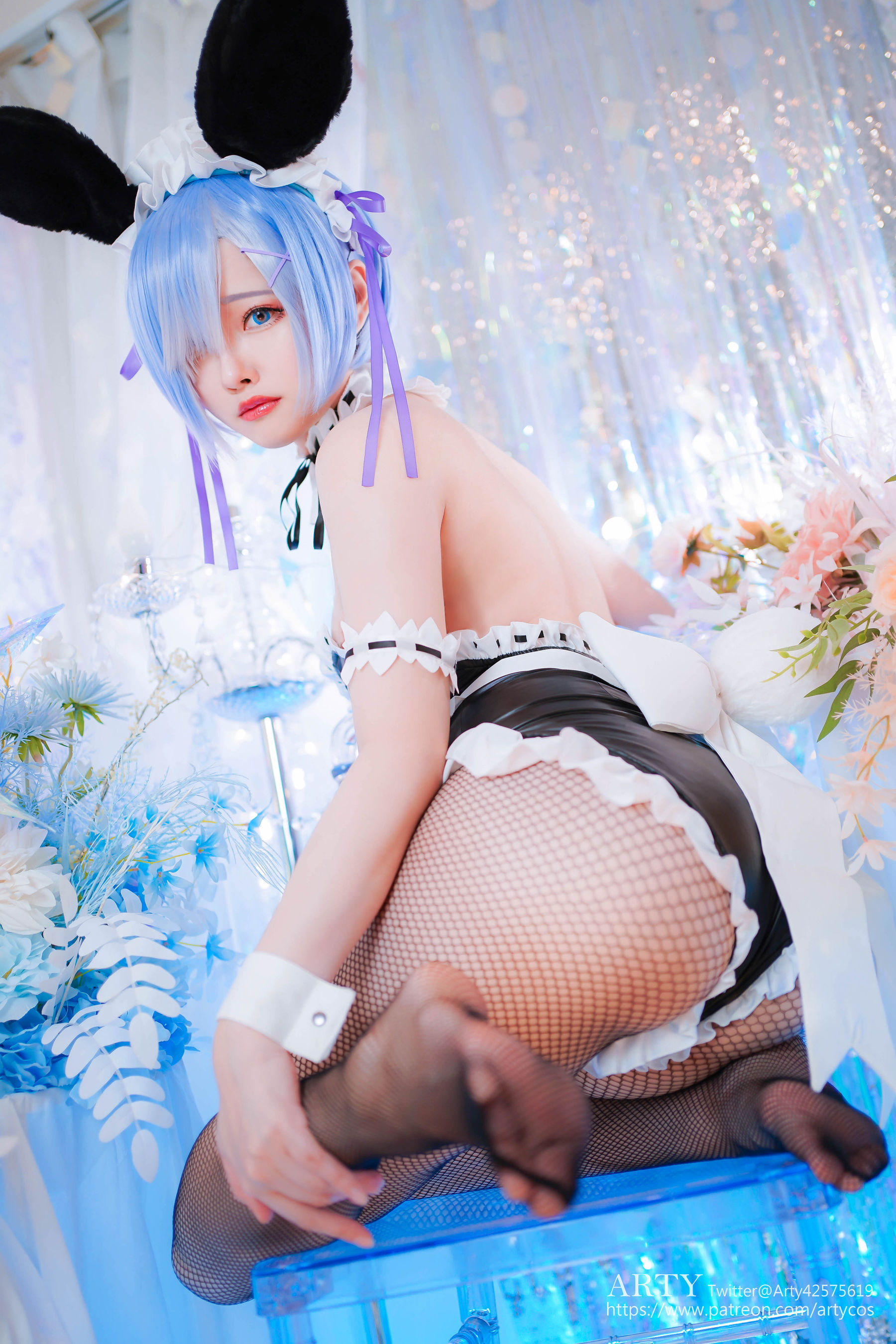 [网红COS] Arty亚缇 - REM bunny suit ver. (Re_Zero)