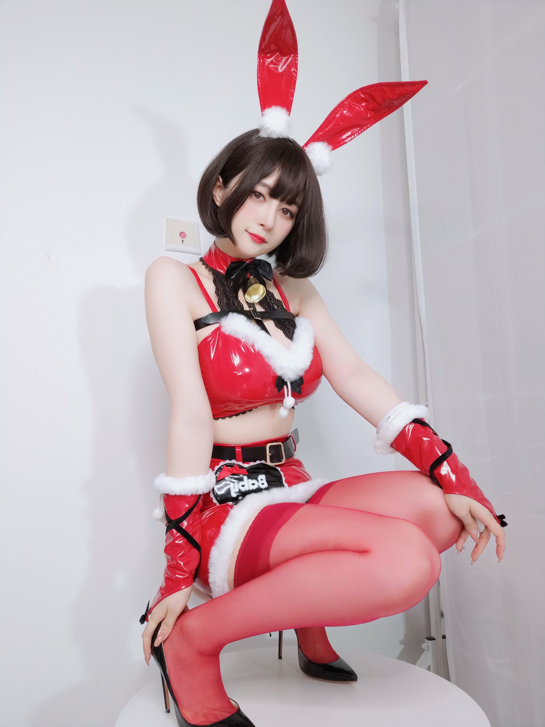 [福利COS] Coser小姐姐白银 - Christmas Bunny