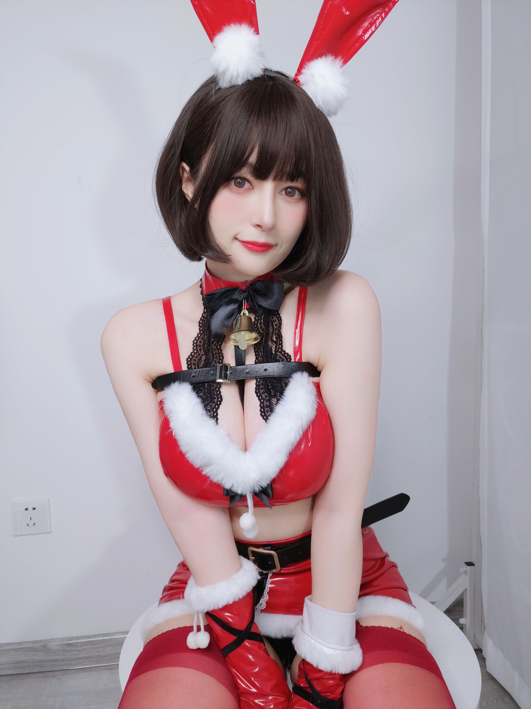 [福利COS] Coser小姐姐白银 - Christmas Bunny