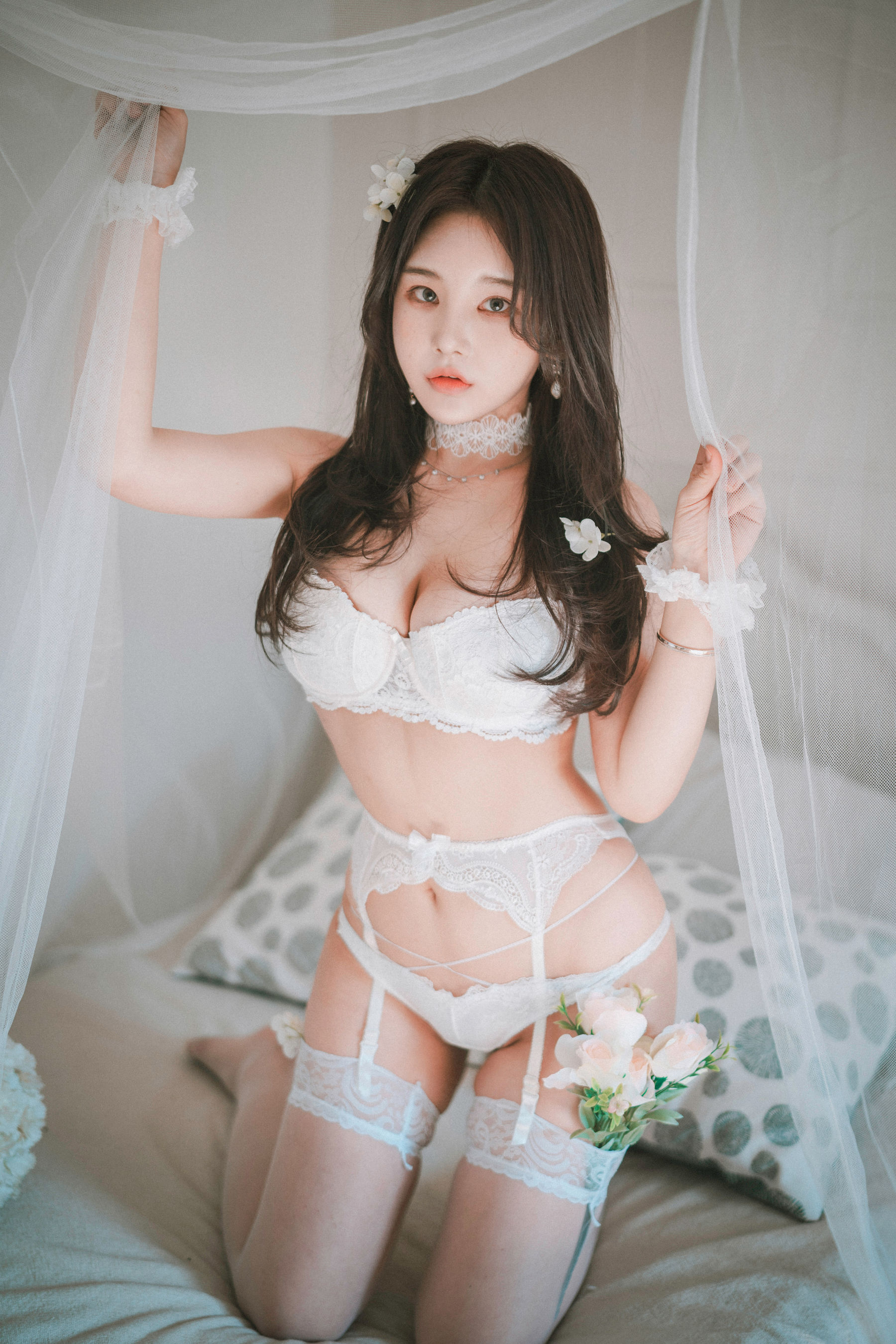 [DJAWA] ZZYuri - Alluring White