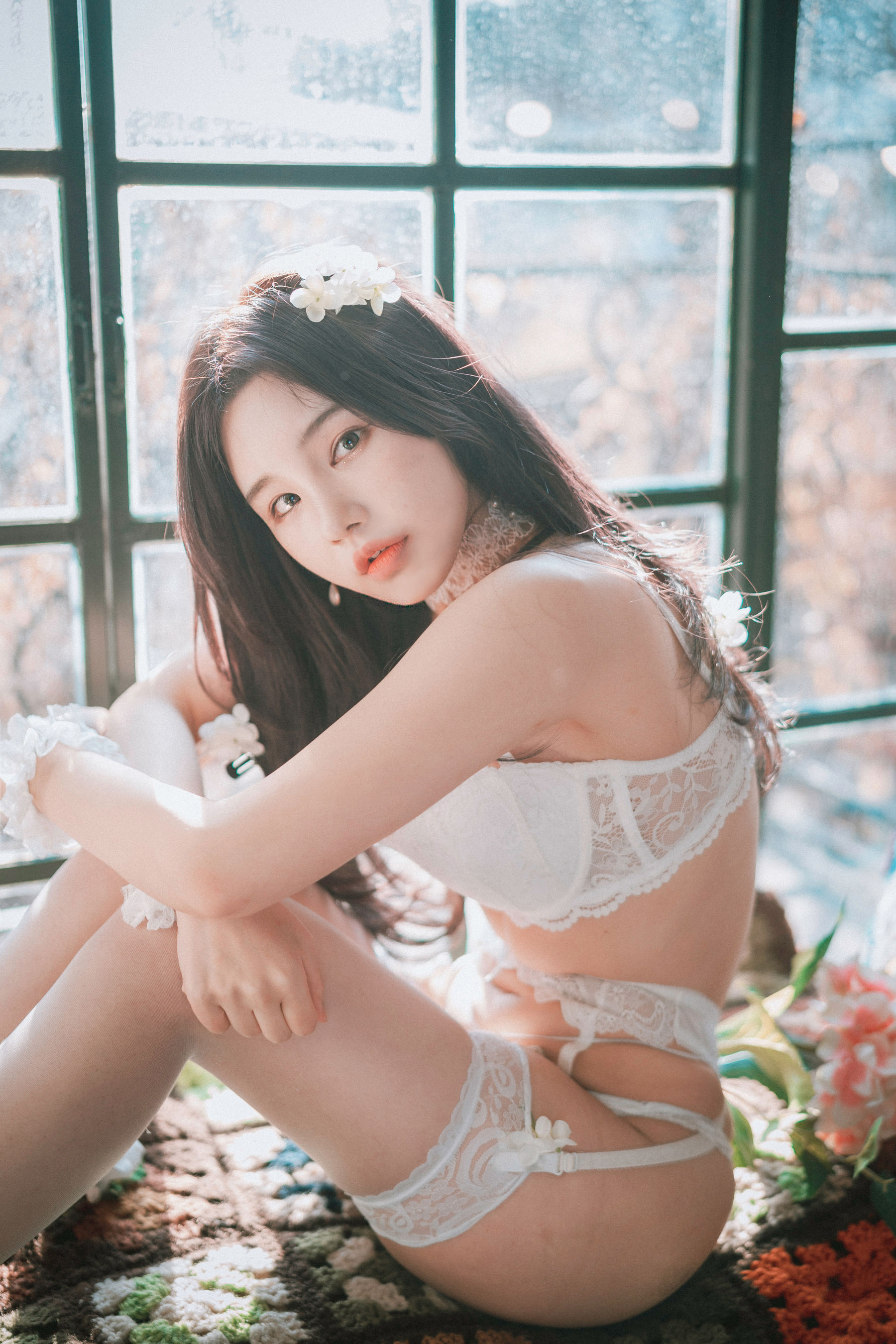 [DJAWA] ZZYuri - Alluring White