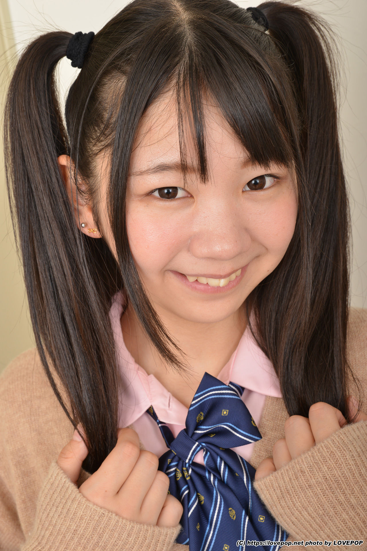 [LOVEPOP] Yuzuka Shirai 白井ゆずか school uniform ! - PPV