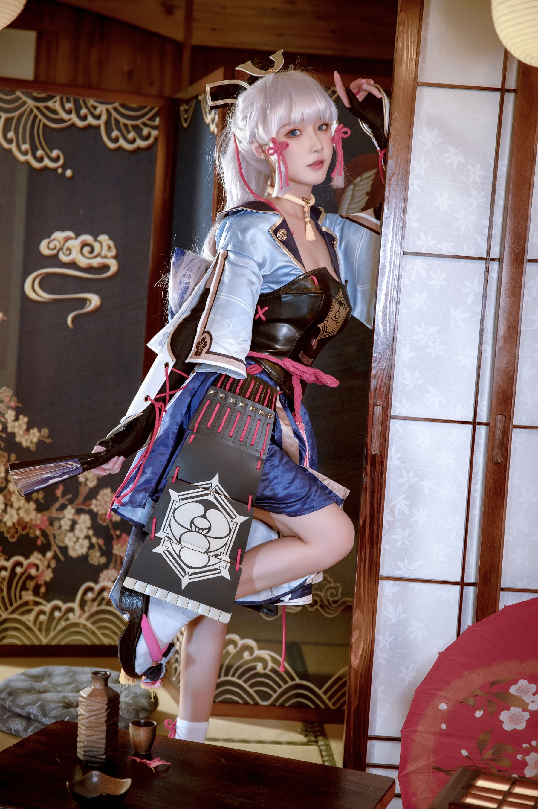 [福利COS] 动漫博主阿包也是兔娘 - 神里凌华