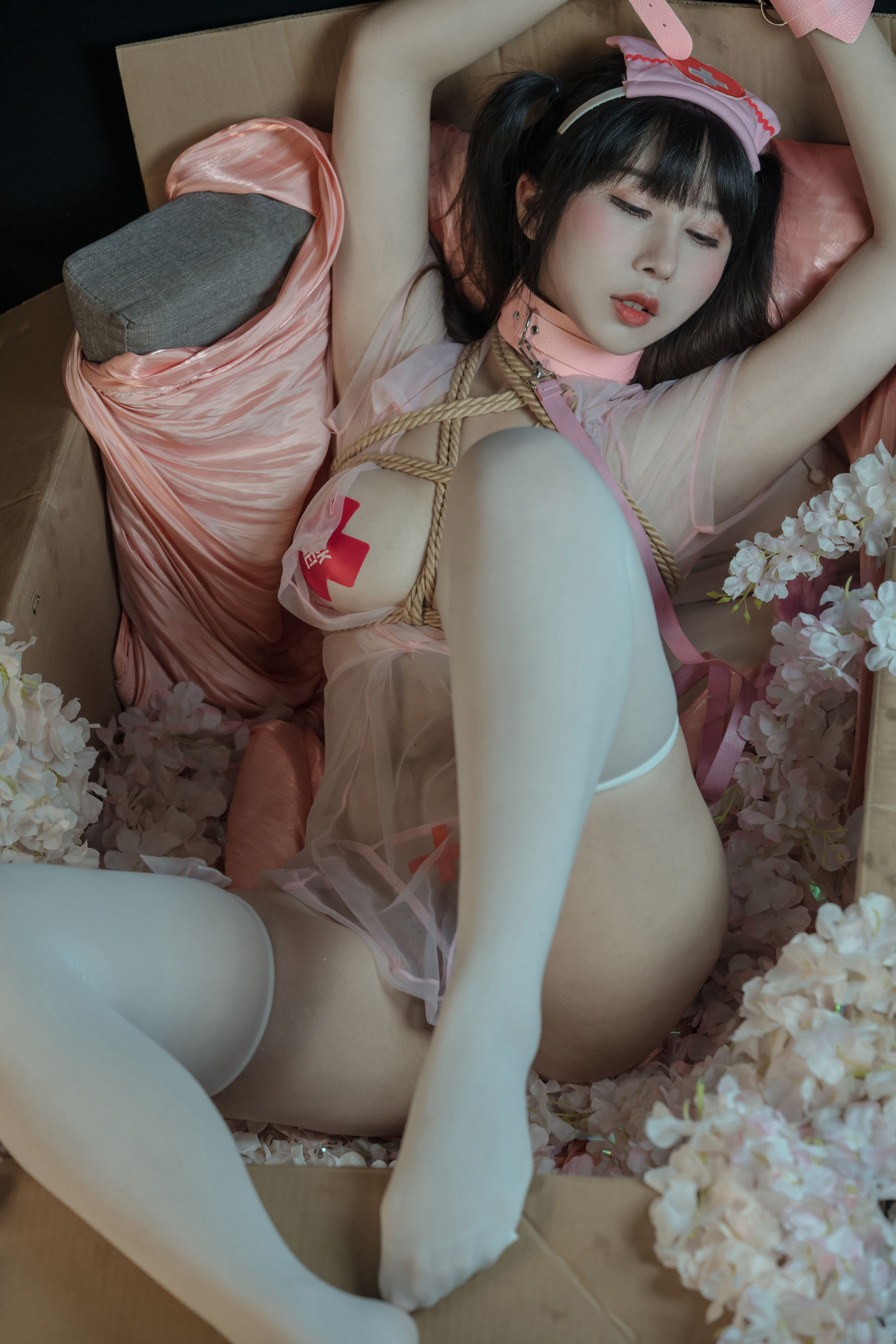 [福利COS] Peach milky - Nurse